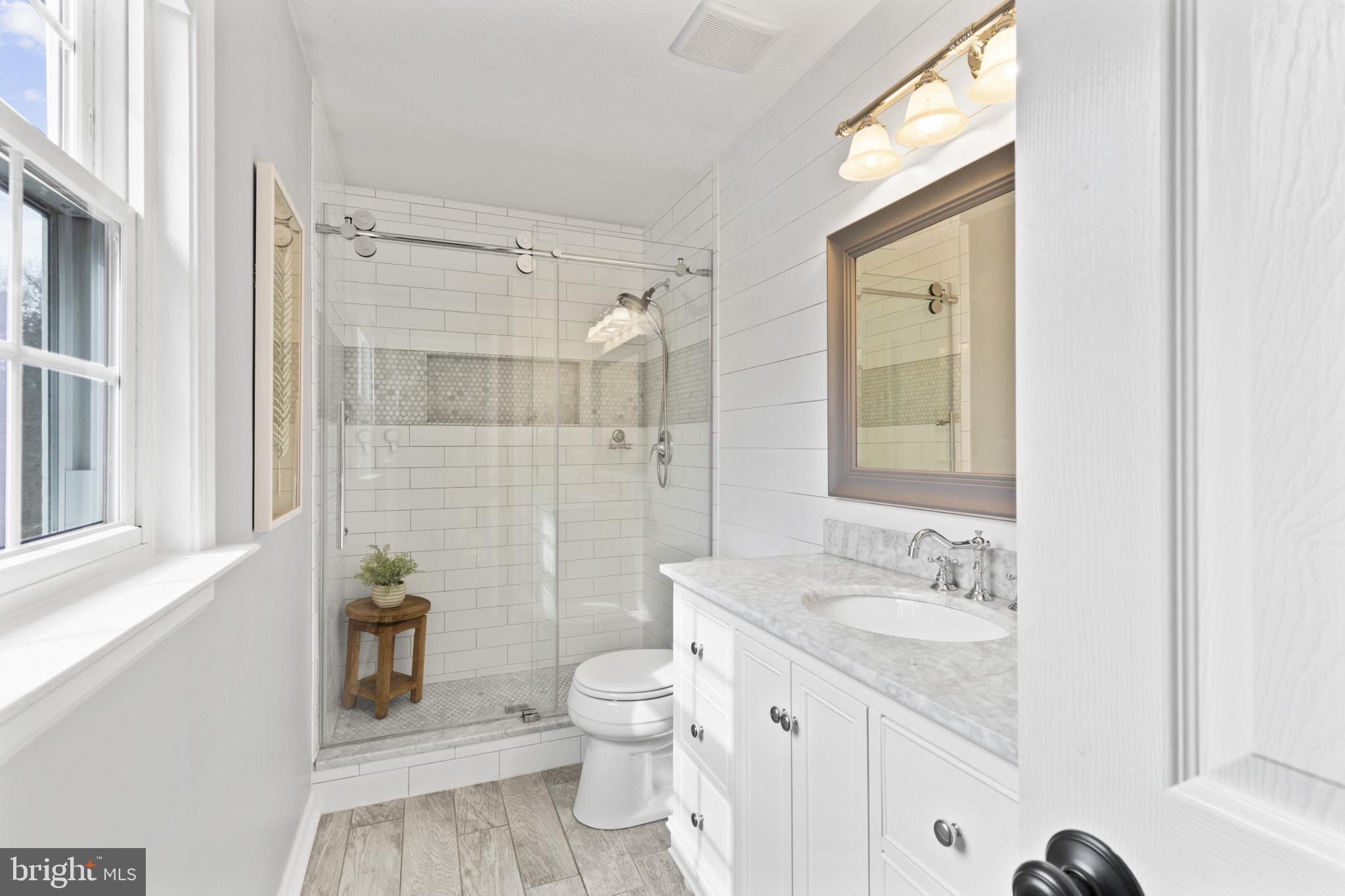 HUNT CLUB ESTATES - Residential