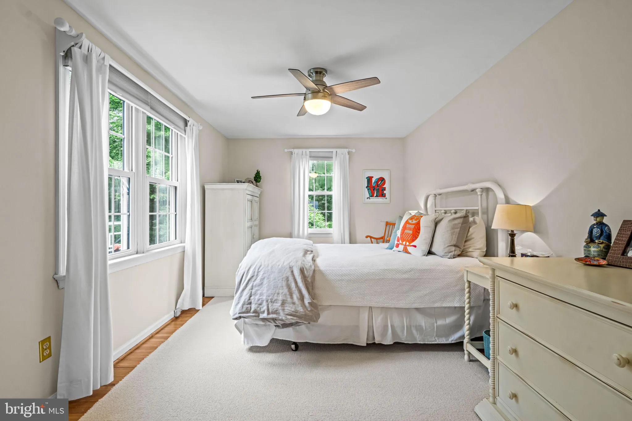 Wayne, Pennsylvania 19087, United States, 6 Bedrooms Bedrooms, ,4 BathroomsBathrooms,Residential,Contingent,145991