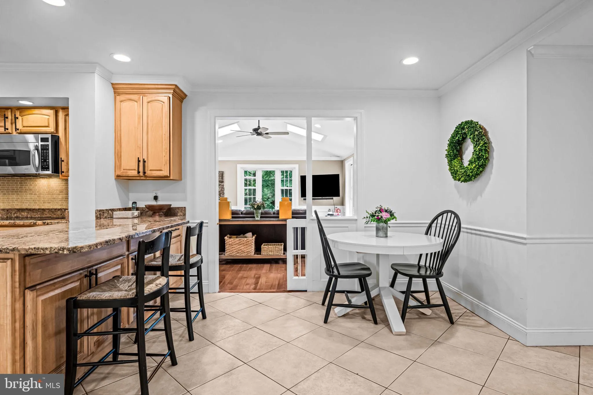 Wayne, Pennsylvania 19087, United States, 6 Bedrooms Bedrooms, ,4 BathroomsBathrooms,Residential,Contingent,145991