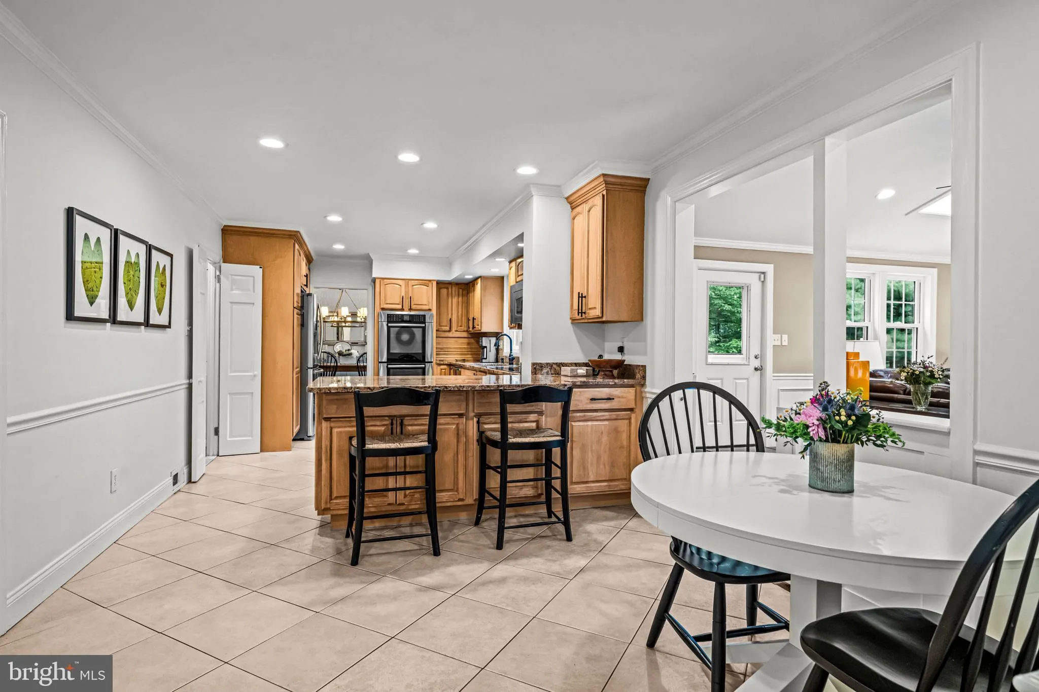 Wayne, Pennsylvania 19087, United States, 6 Bedrooms Bedrooms, ,4 BathroomsBathrooms,Residential,Contingent,145991