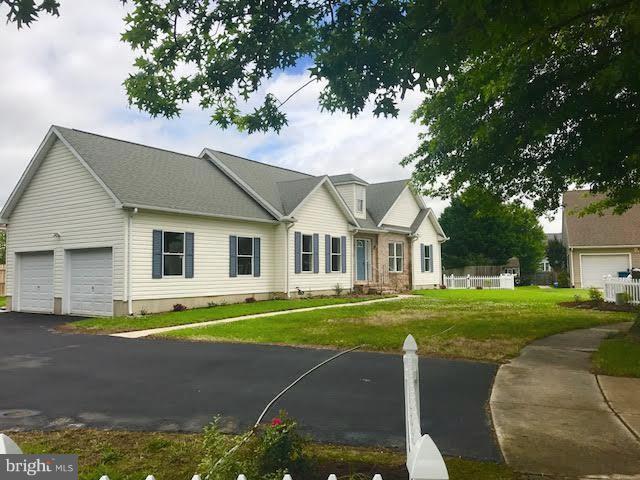 WAYLANDS - Residential