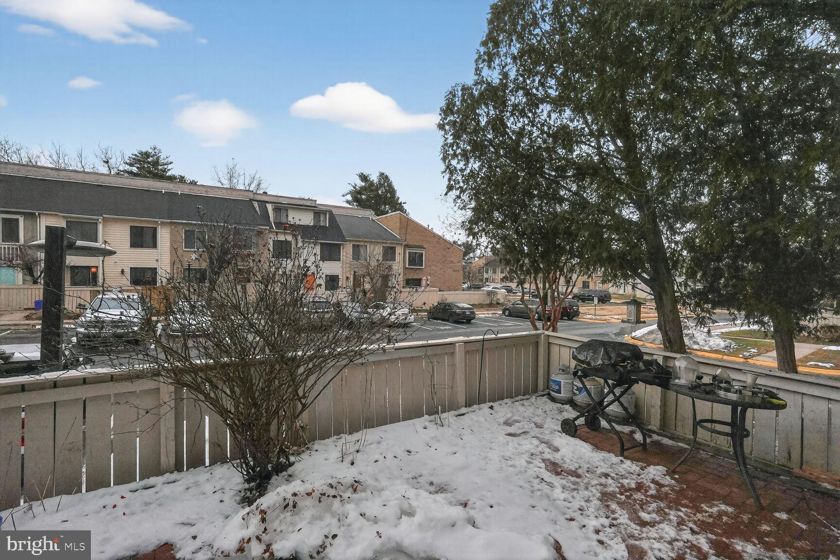 CLUBSIDE - Residential