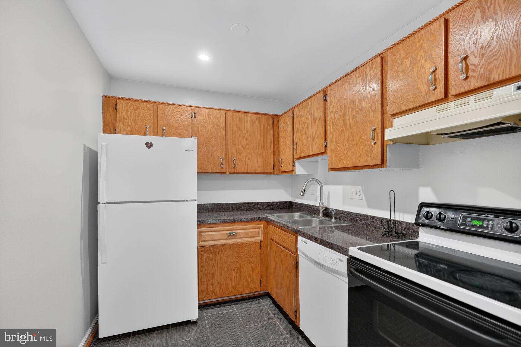 CLUBSIDE - Residential