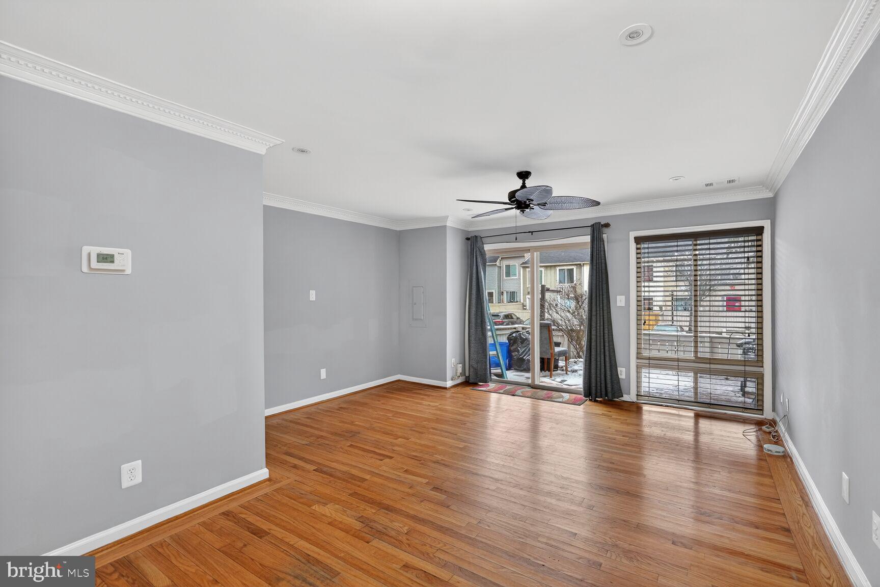 CLUBSIDE - Residential