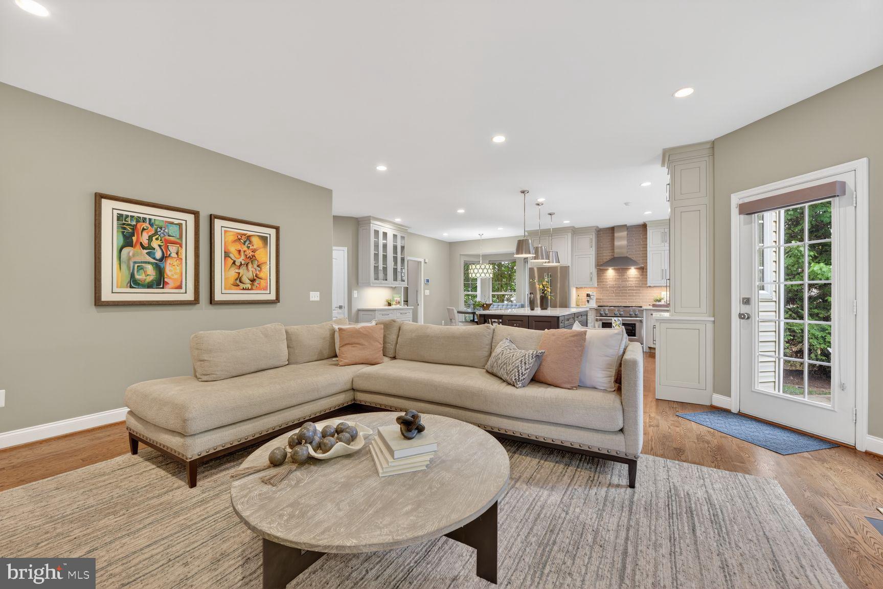 MIDDLETON FARM - Residential
