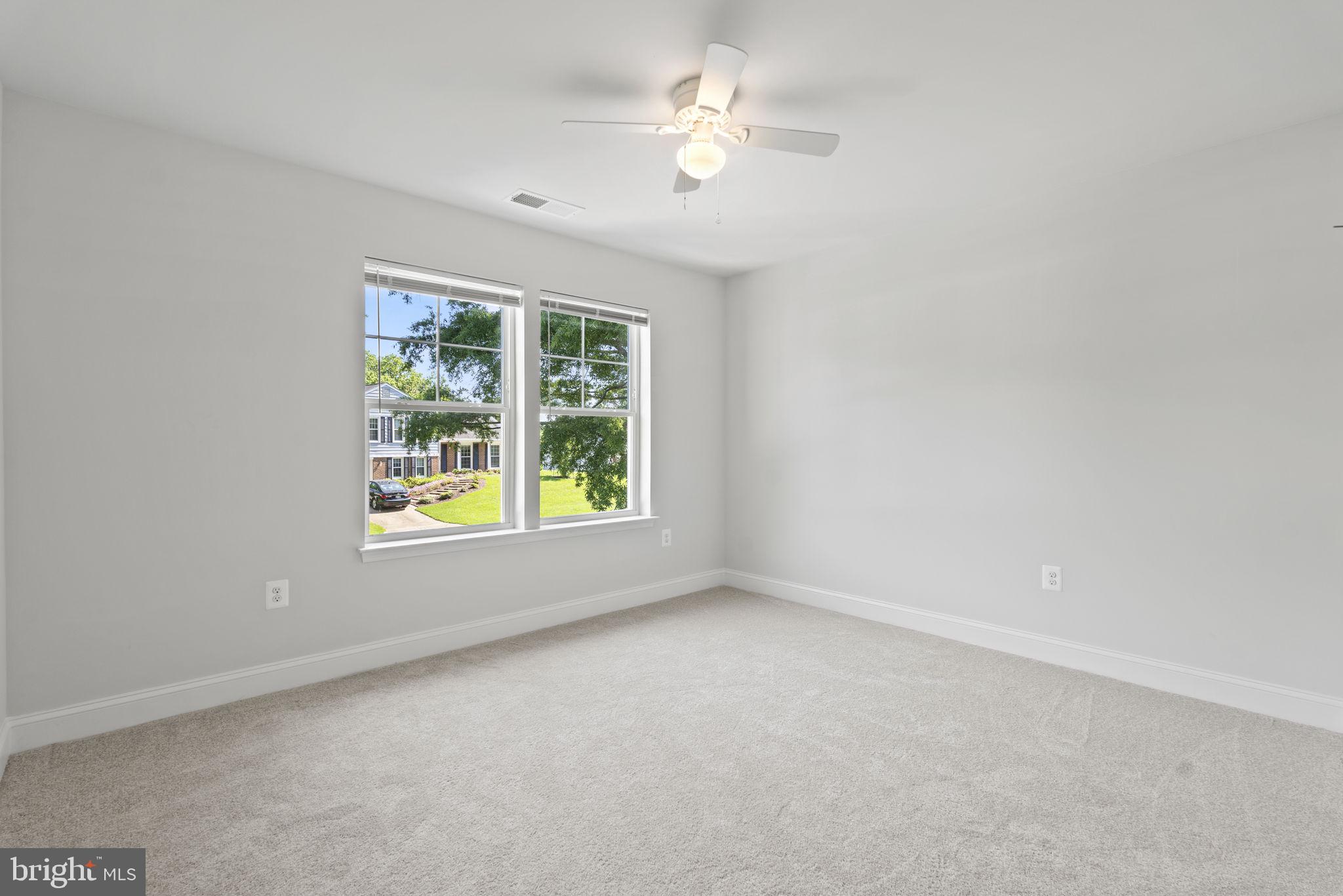 COUNTRYSIDE - Residential