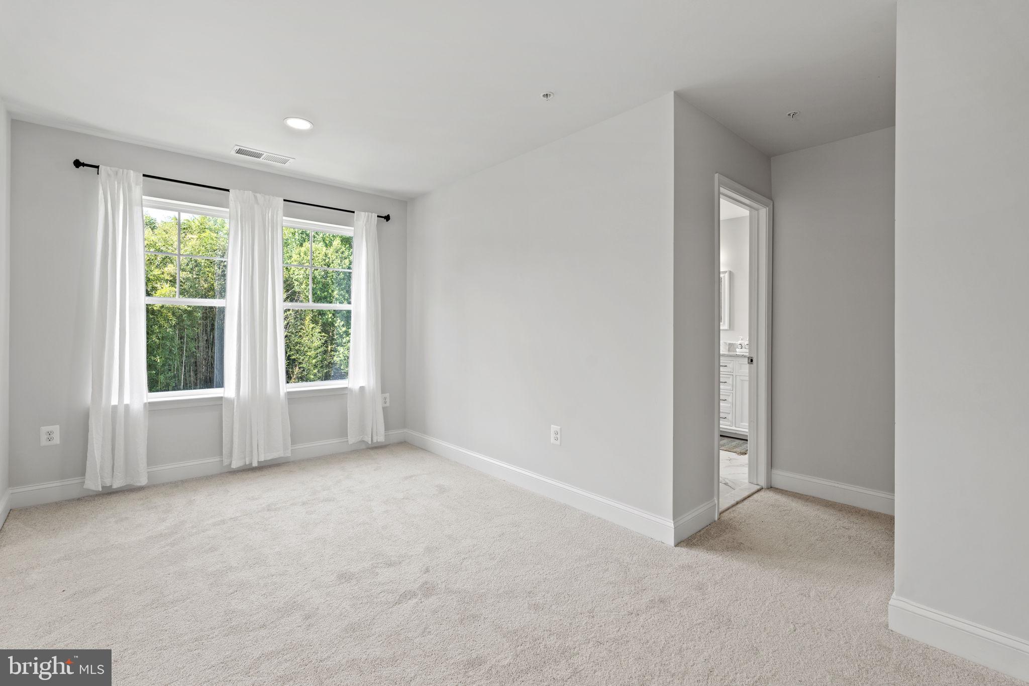 COUNTRYSIDE - Residential