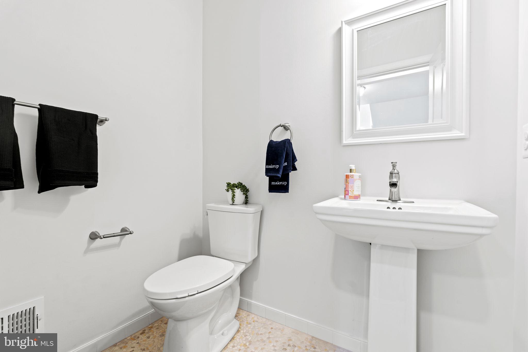 COUNTRYSIDE - Residential