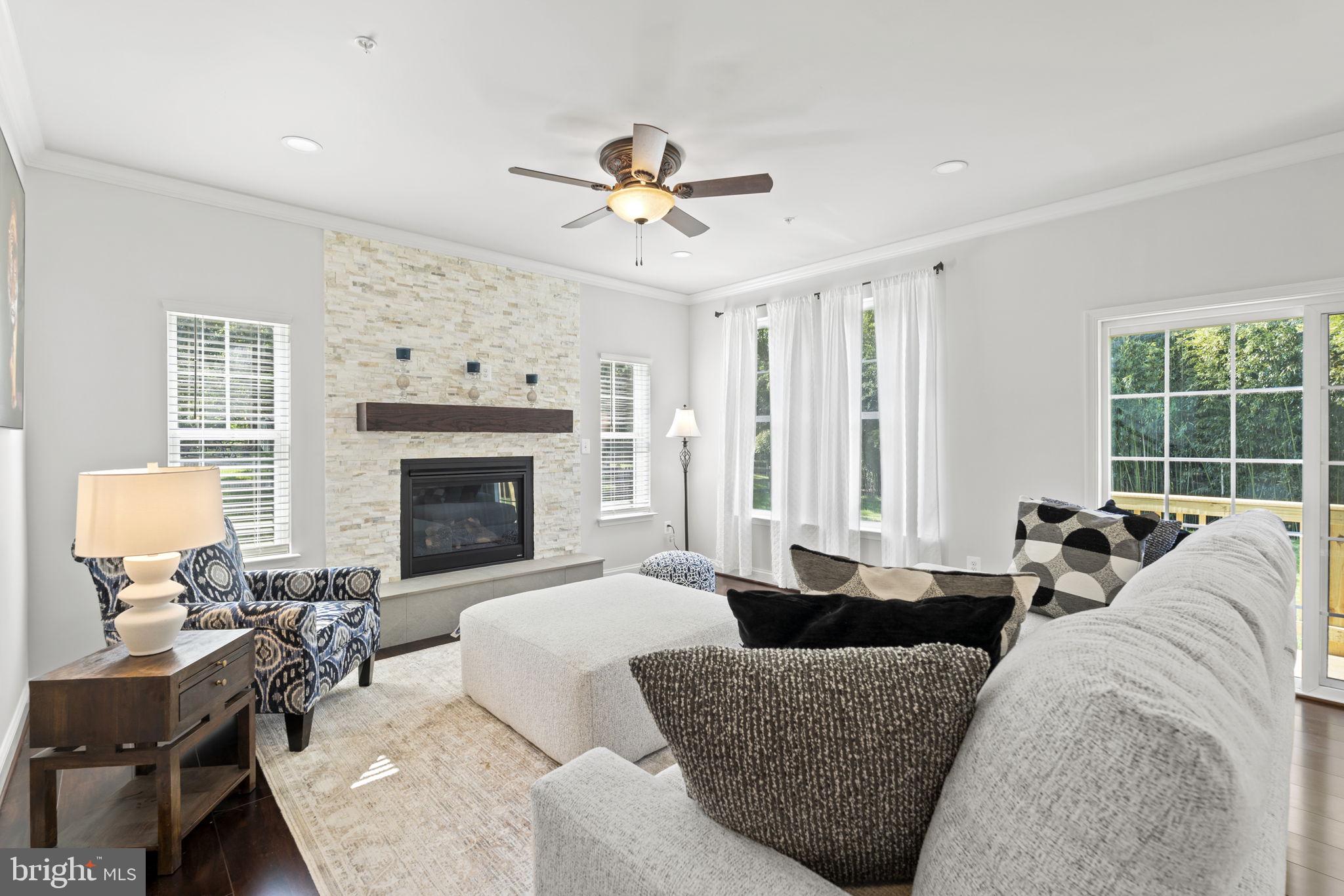 COUNTRYSIDE - Residential