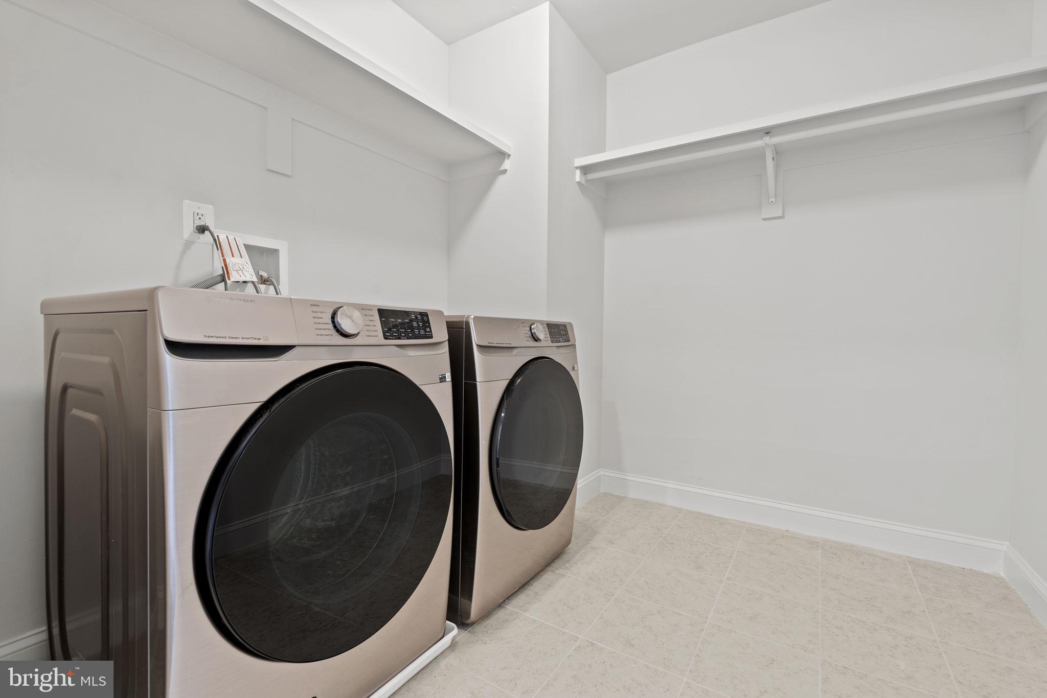 COUNTRYSIDE - Residential