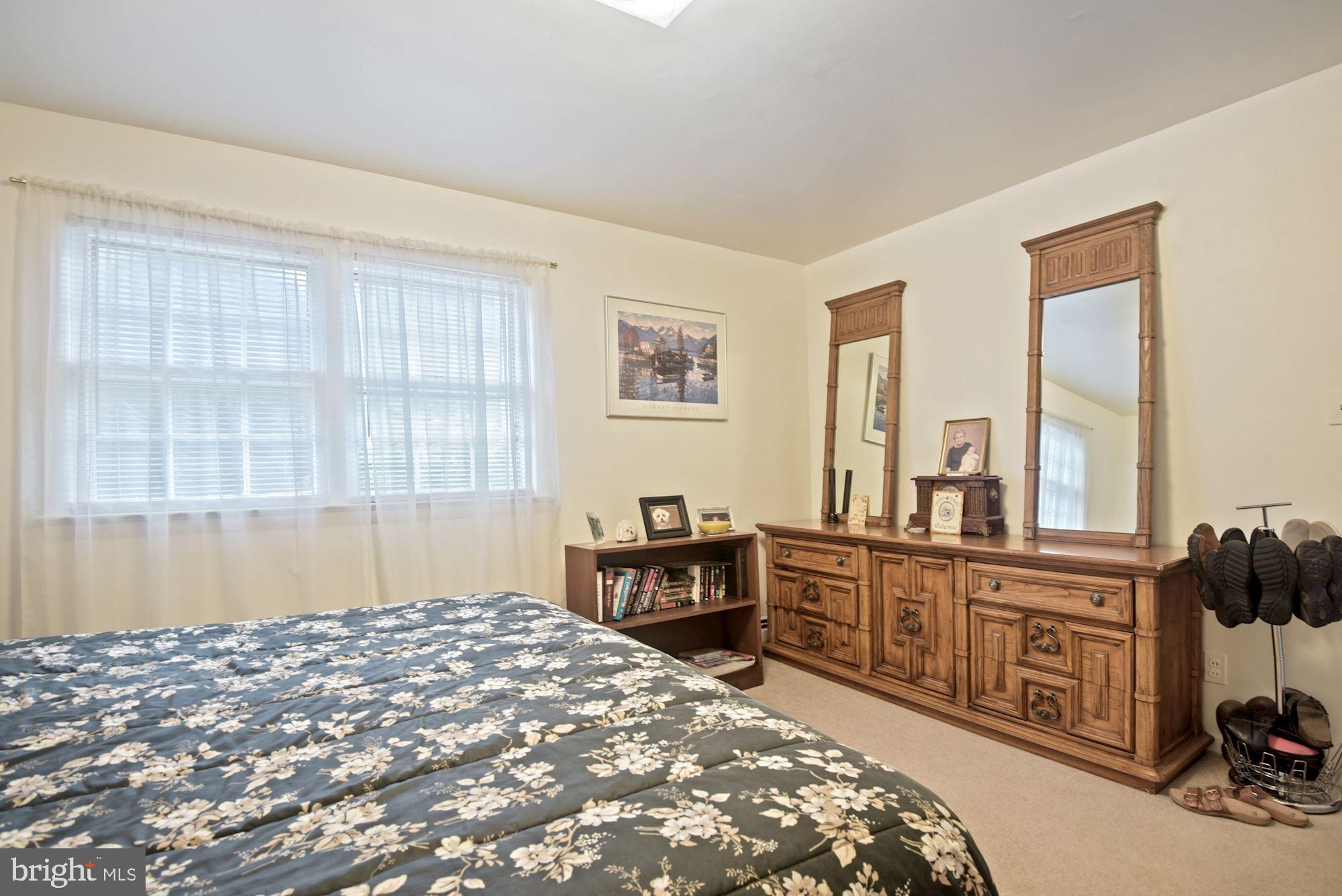 VALEWOOD MANOR - Residential