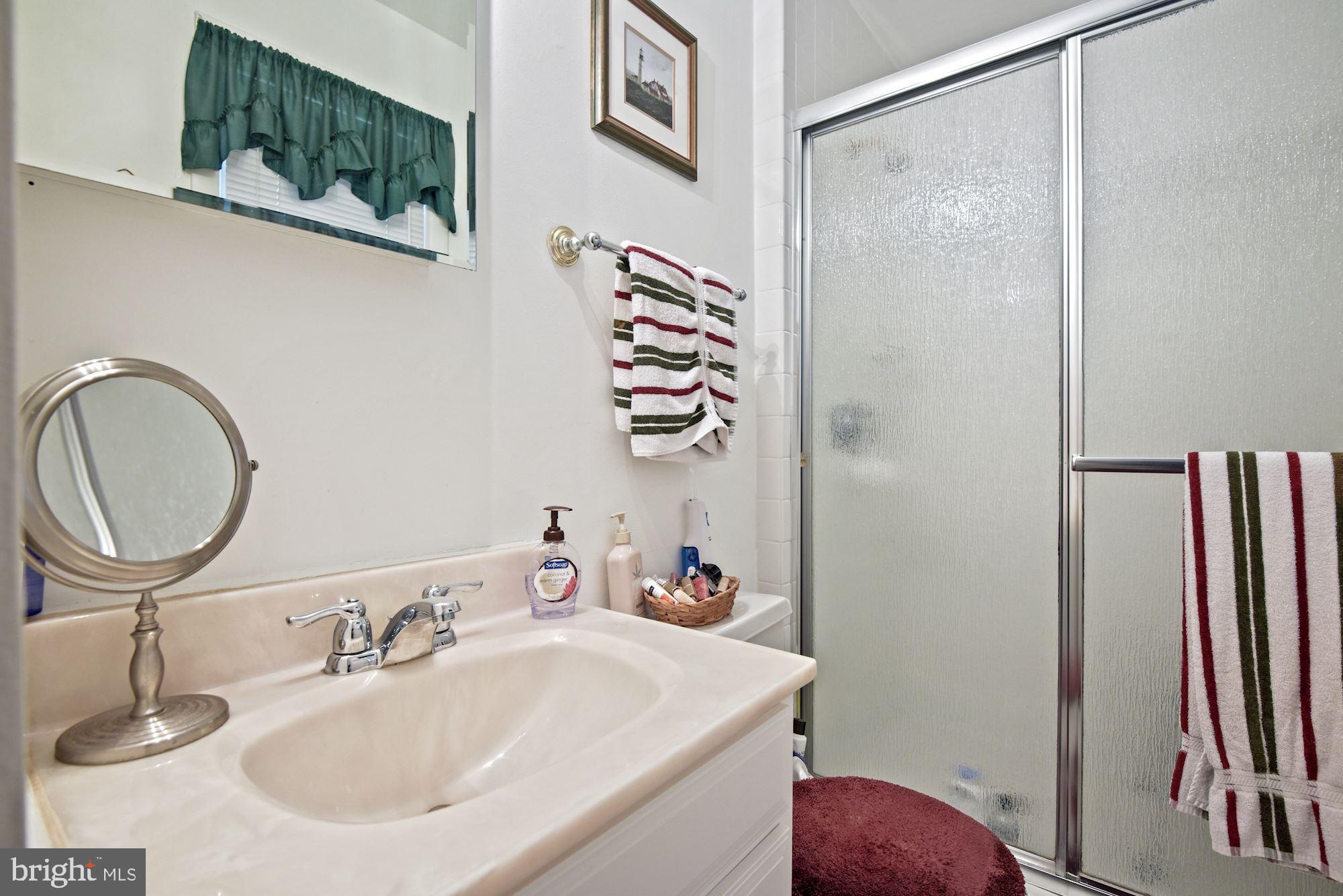 VALEWOOD MANOR - Residential