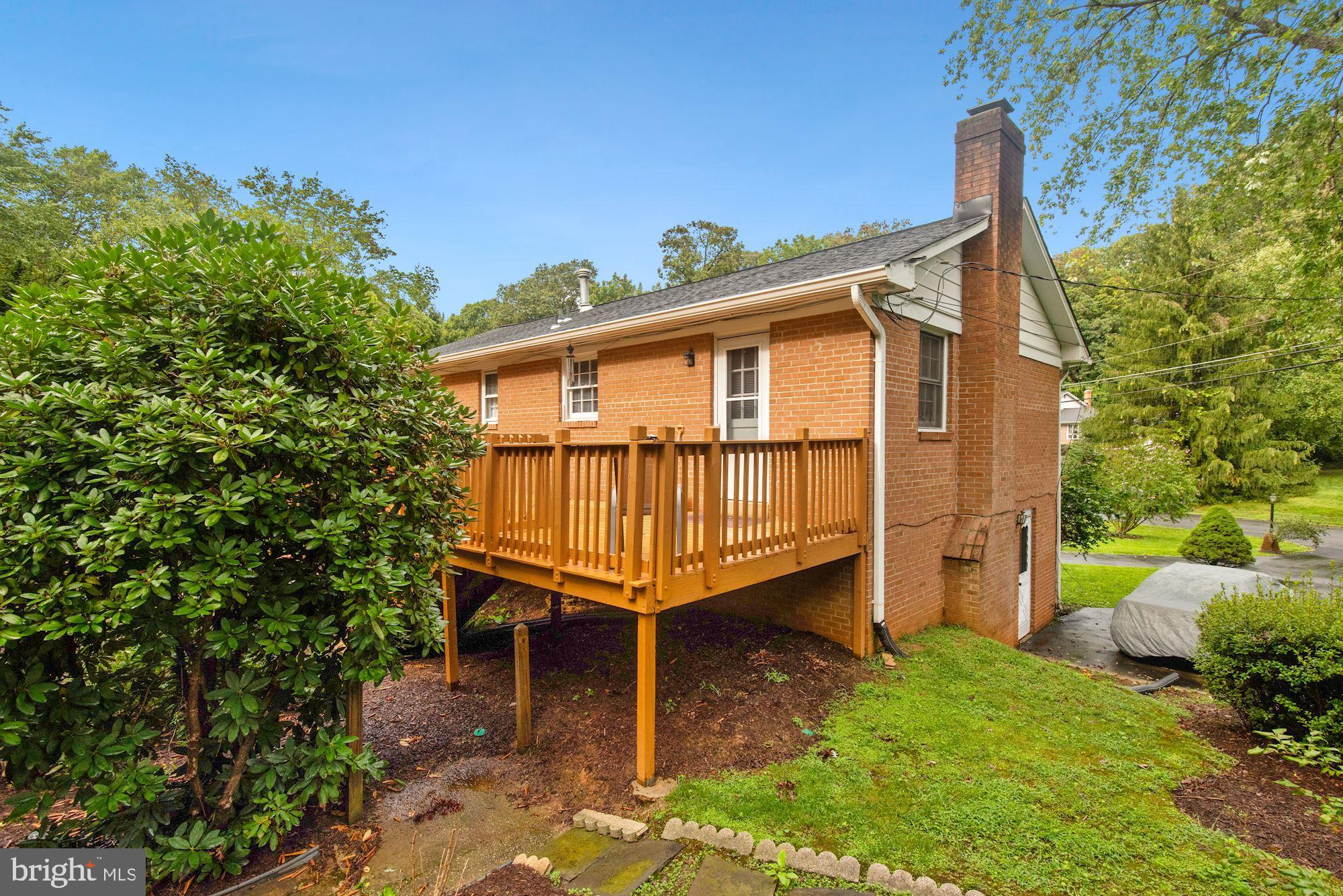 VALEWOOD MANOR - Residential