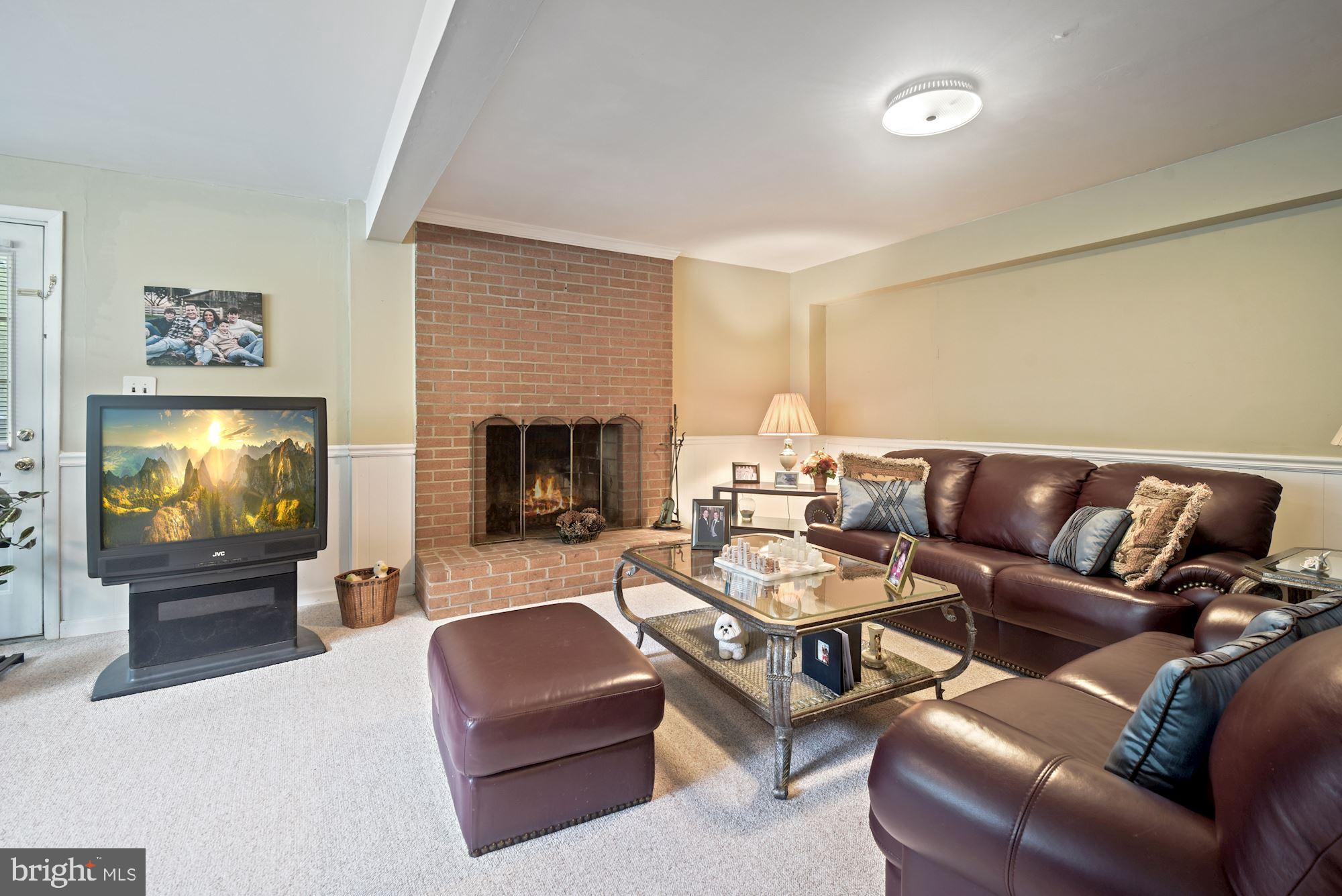 VALEWOOD MANOR - Residential