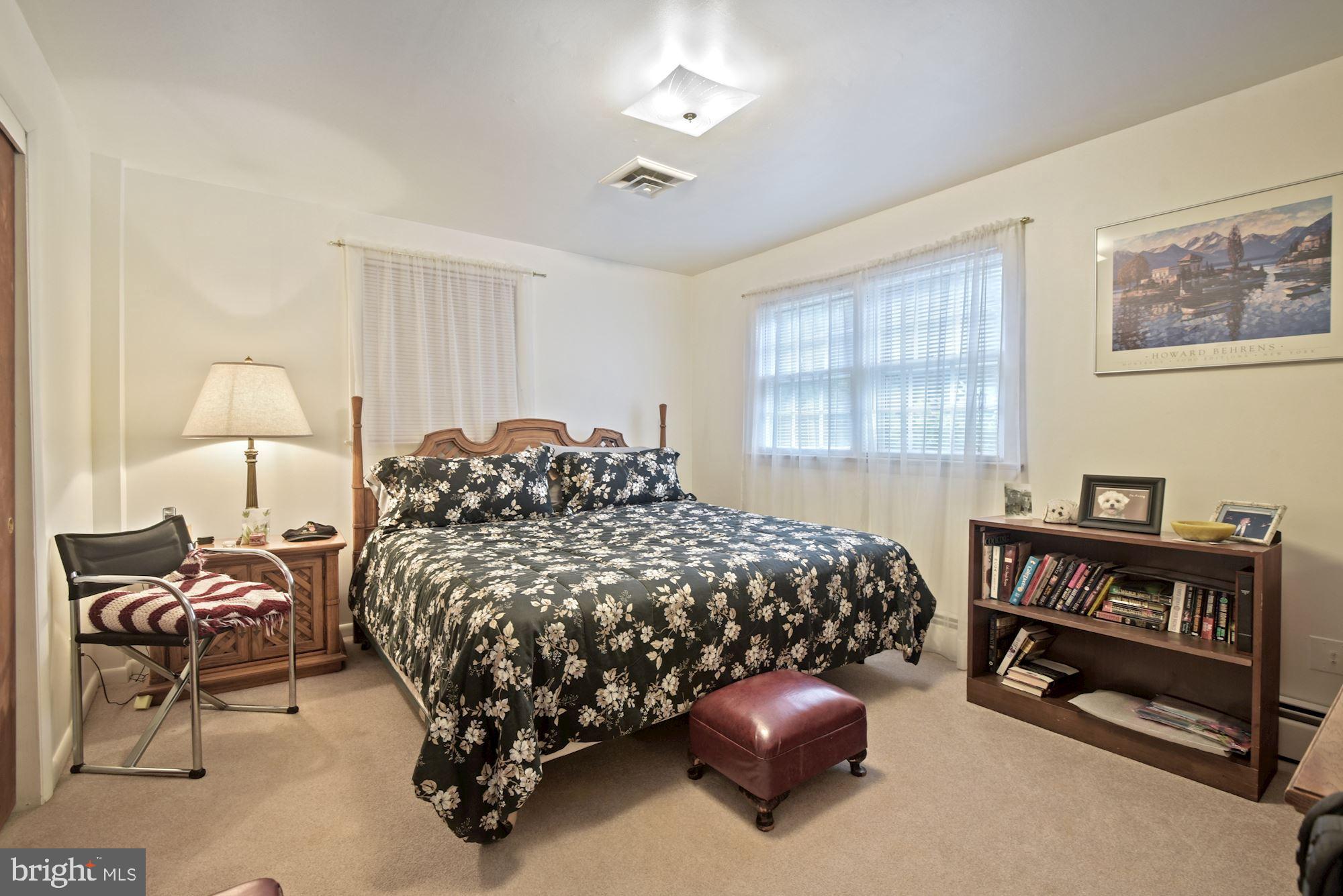 VALEWOOD MANOR - Residential