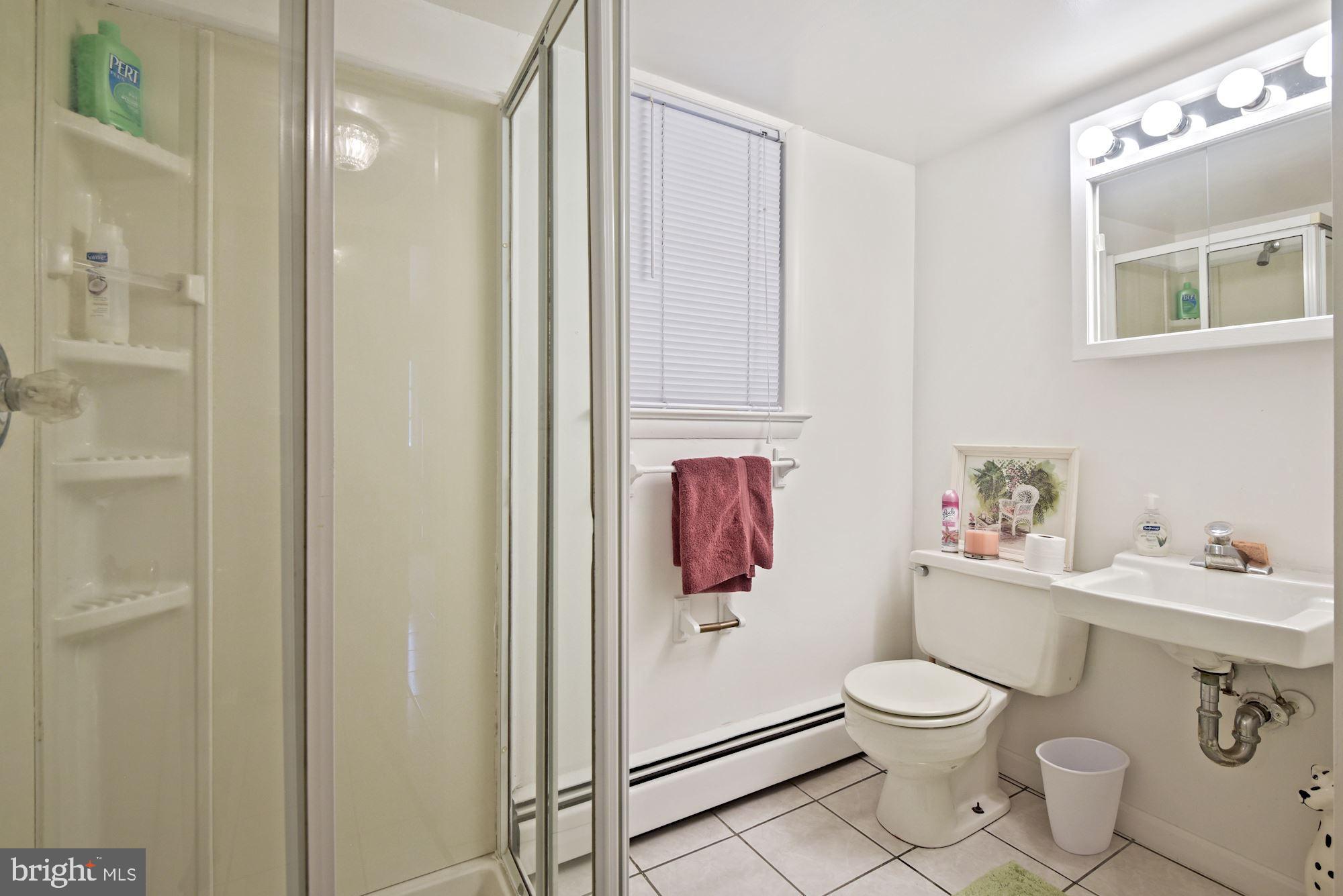 VALEWOOD MANOR - Residential