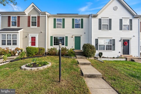 Photo of 17370 Sligo Loop, DUMFRIES, VA 22026 (MLS # VAPW2132284)