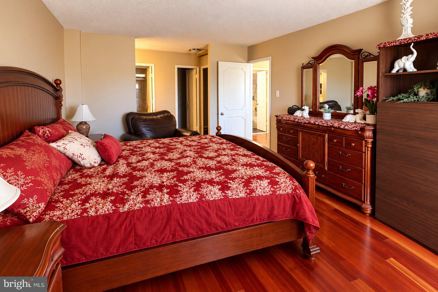 205 YOAKUM PARKWAY 809