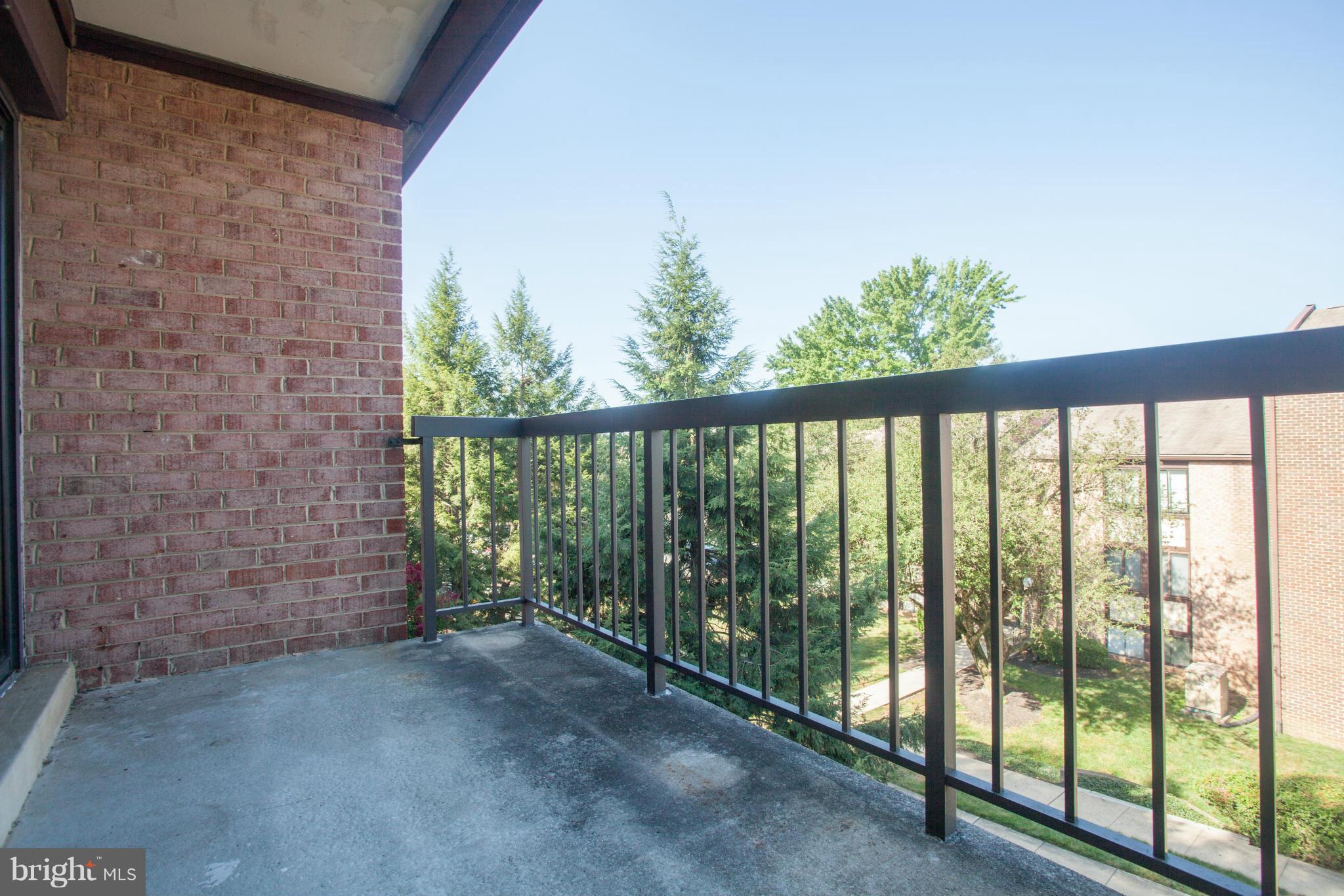 HAWTHORNE VILLAGE - Residential