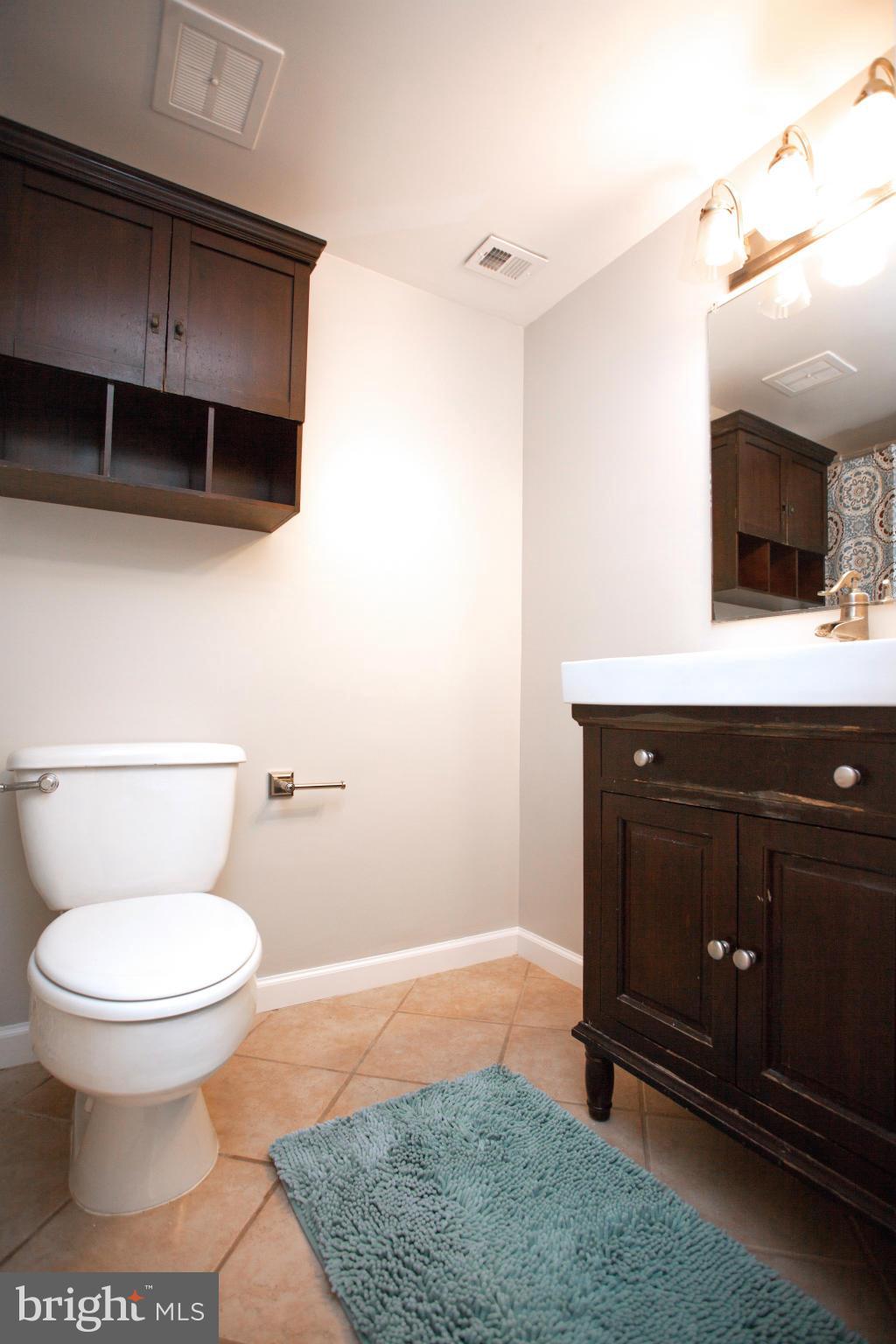 HAWTHORNE VILLAGE - Residential