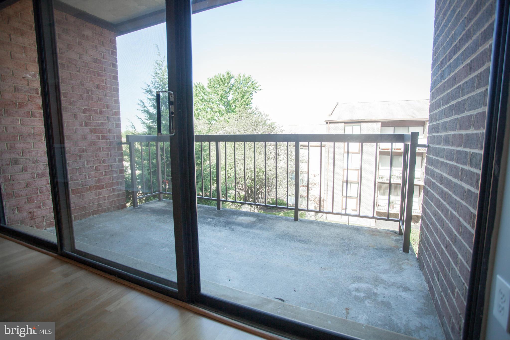 HAWTHORNE VILLAGE - Residential