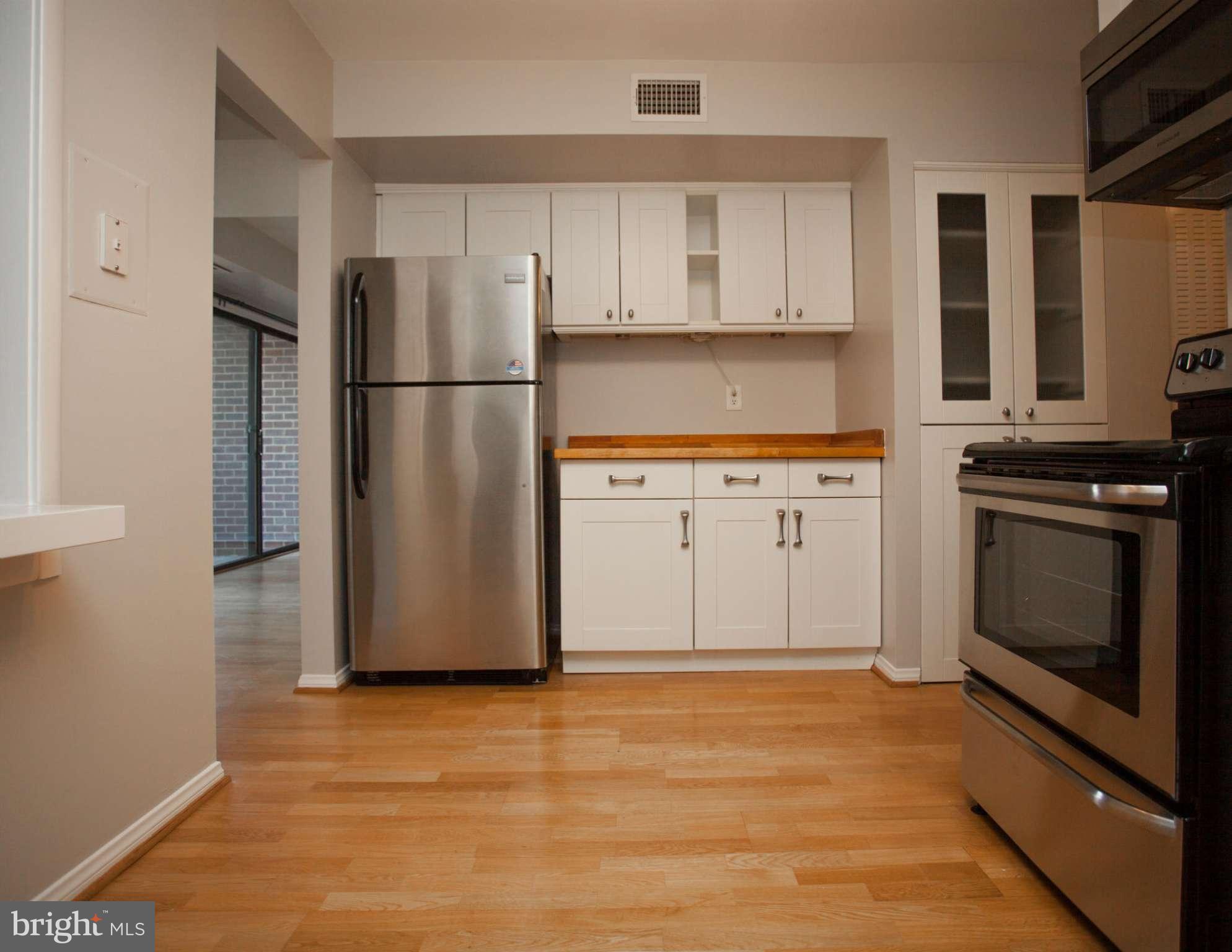 HAWTHORNE VILLAGE - Residential