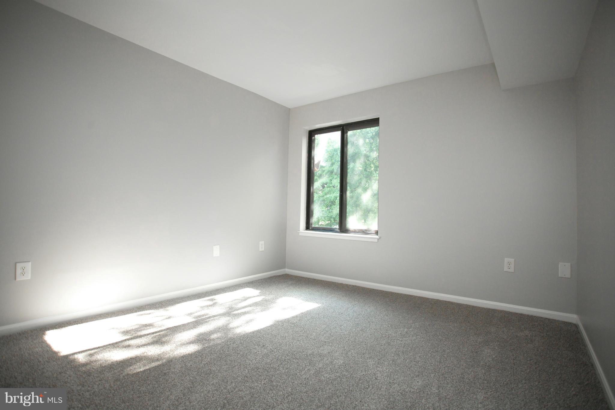 HAWTHORNE VILLAGE - Residential