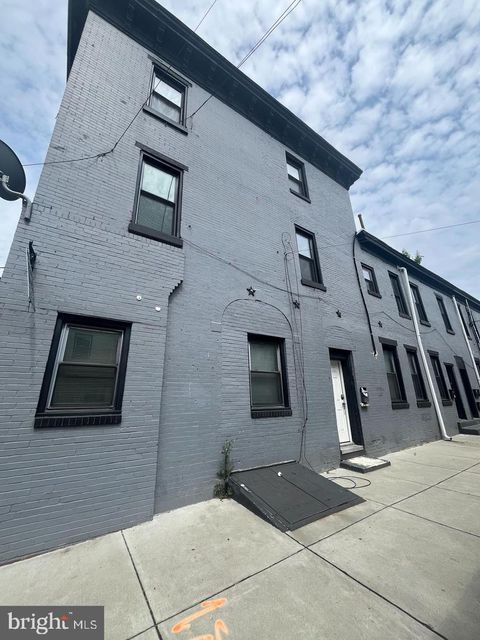 Photo of 119 W Susquehanna Avenue #C, PHILADELPHIA, PA 19122 (MLS # PAPH2585362)
