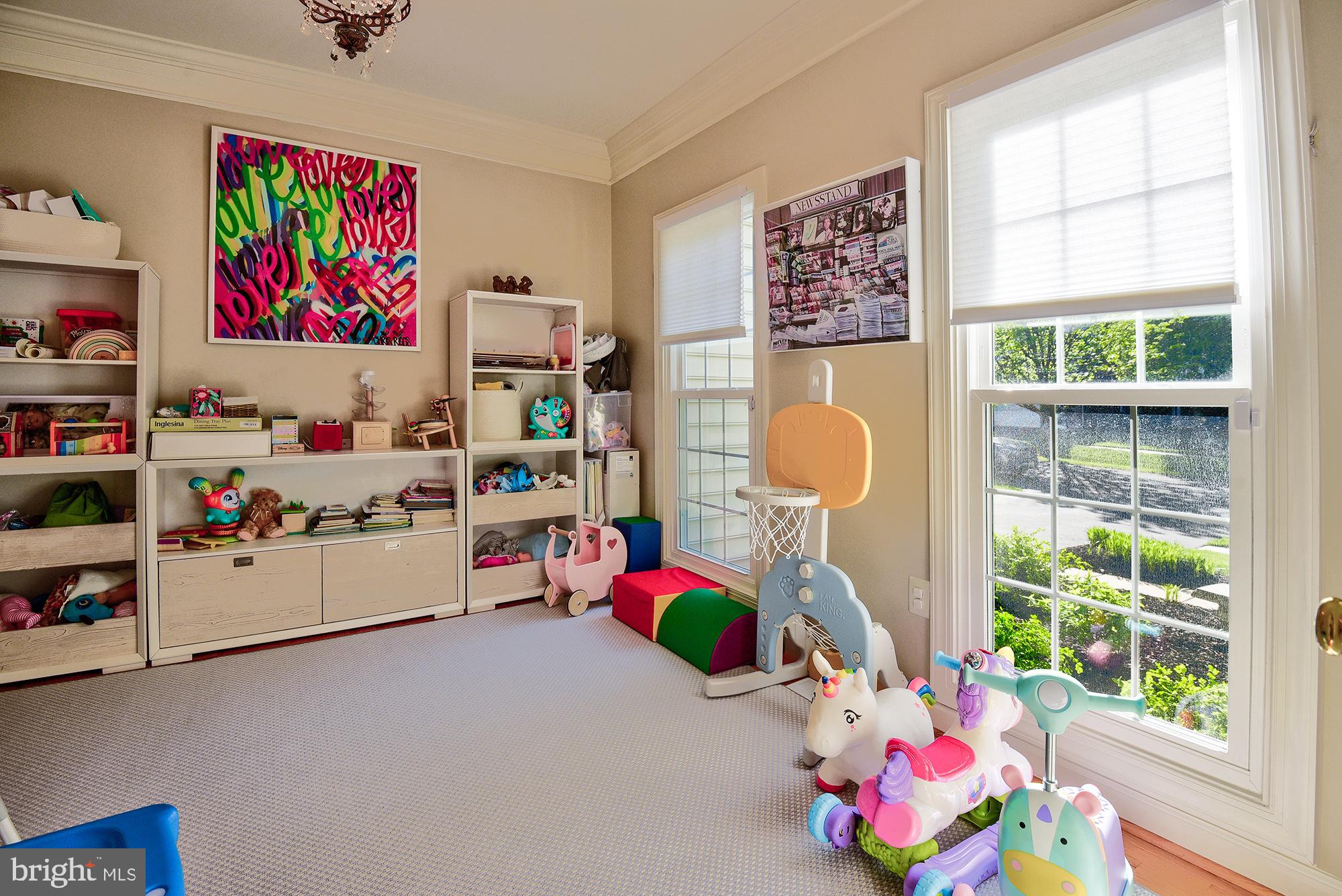 OATLAND FARM - Residential