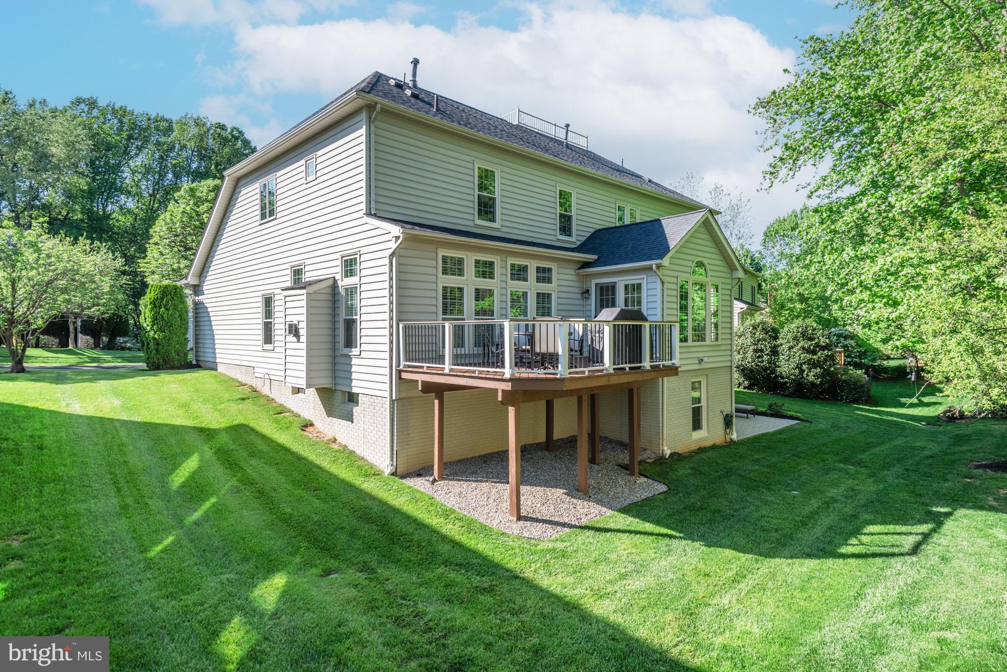 OATLAND FARM - Residential