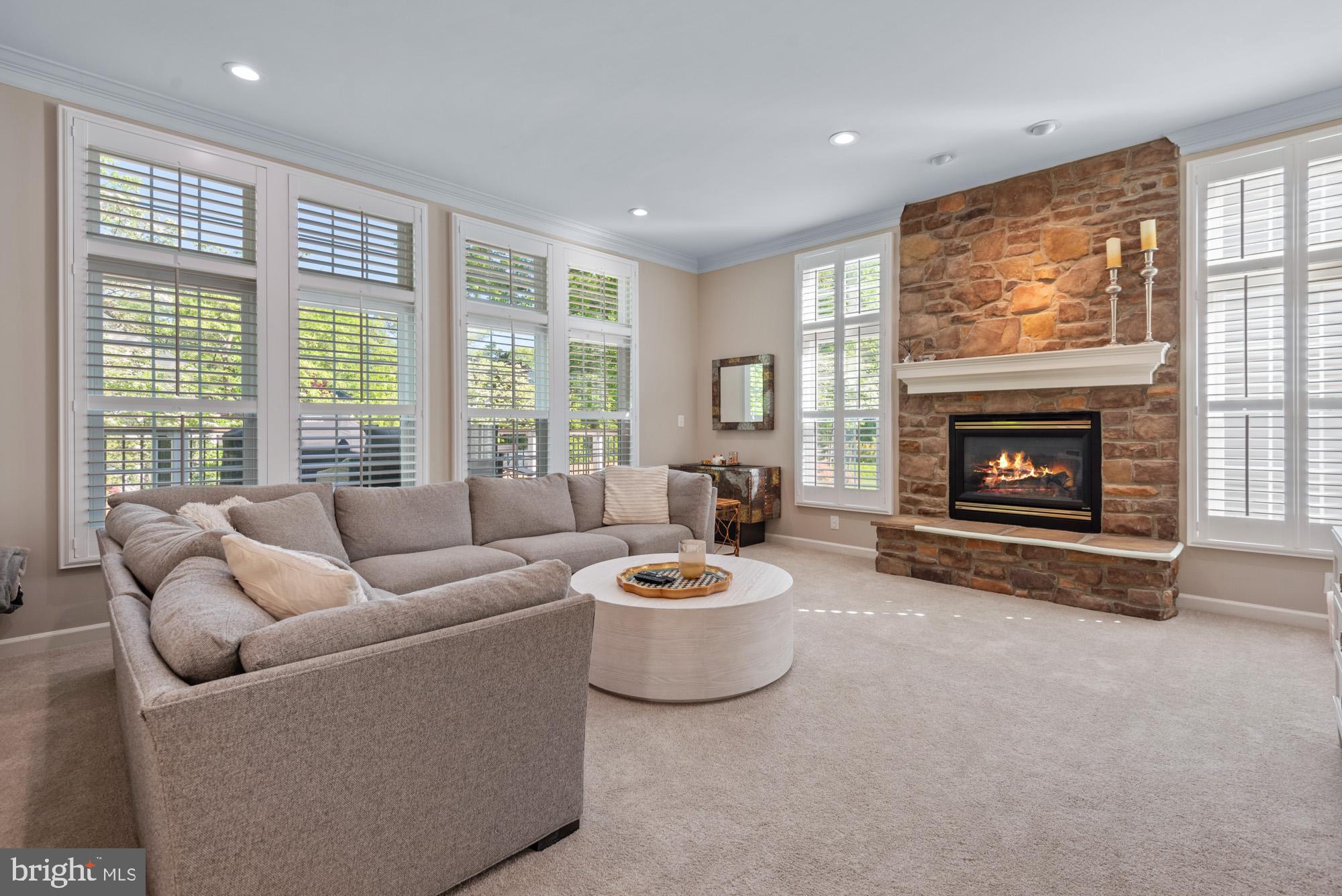 OATLAND FARM - Residential