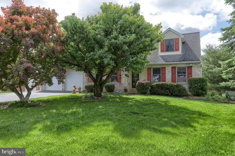 1818 JANET AVENUE LEBANON PA 17046
