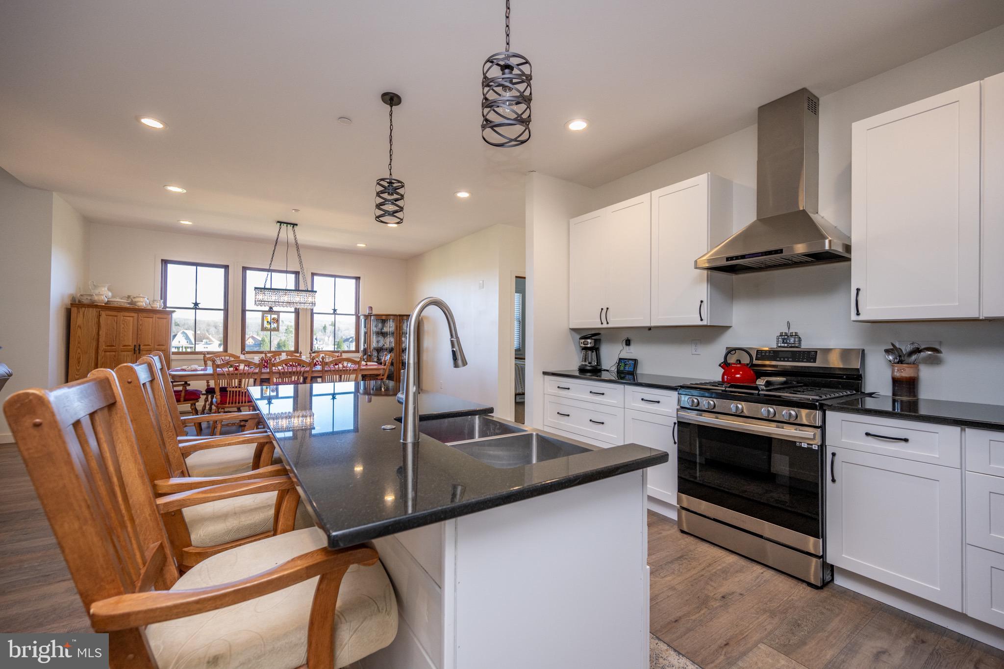 WATERFRONT GREENS - Residential