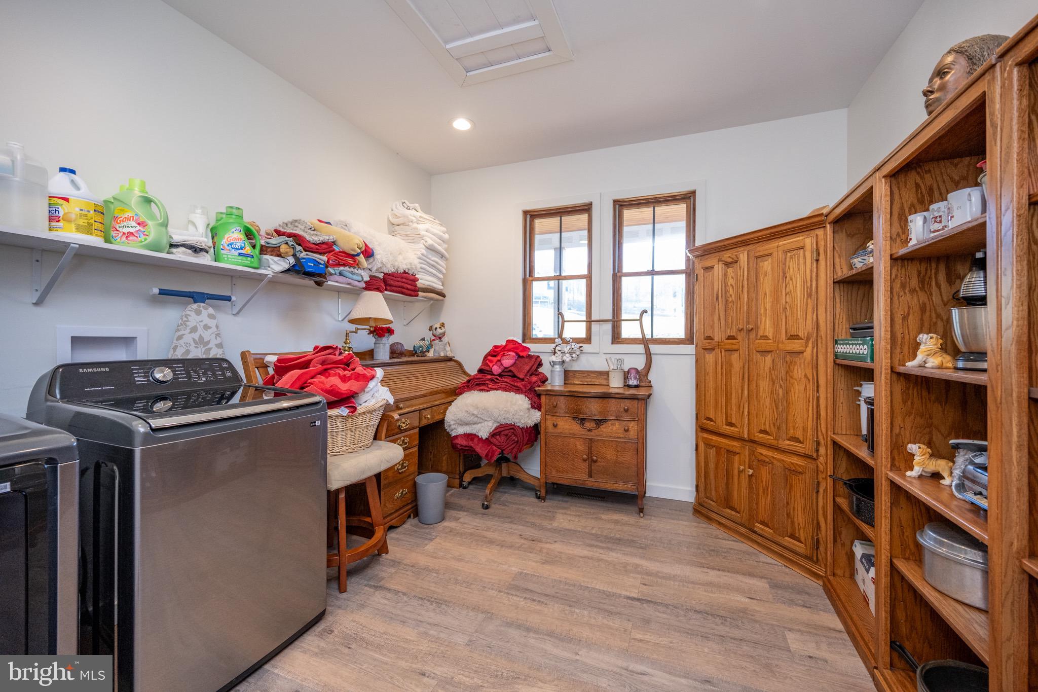 WATERFRONT GREENS - Residential