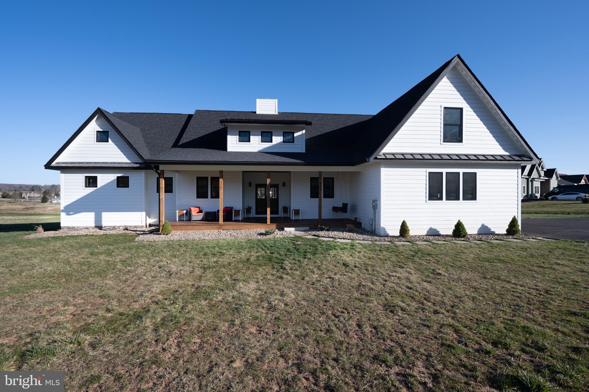 WATERFRONT GREENS - Residential