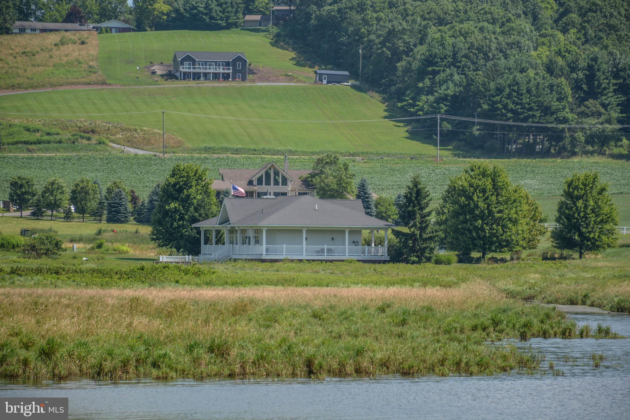 WATERFRONT GREENS - Residential