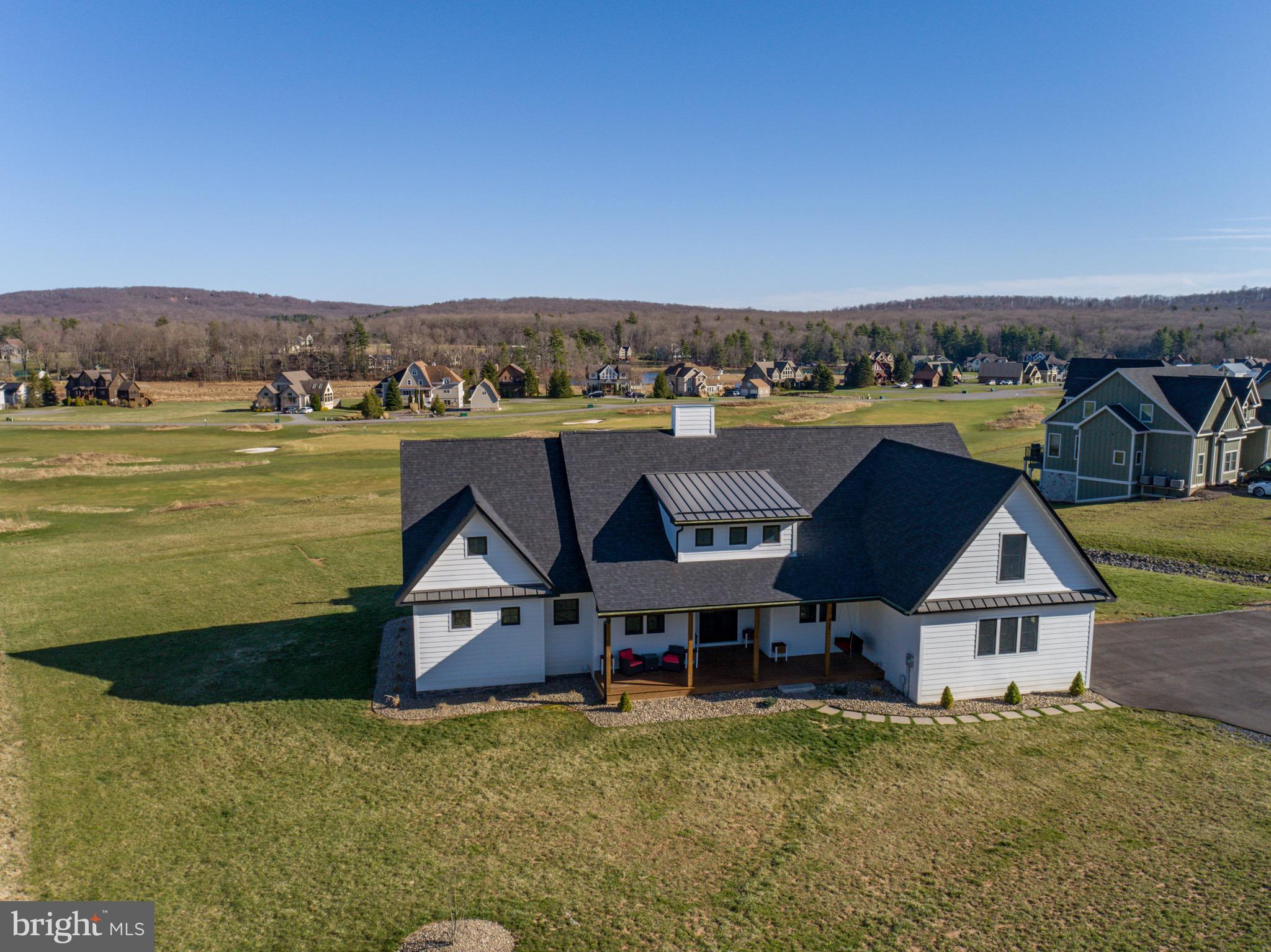 WATERFRONT GREENS - Residential
