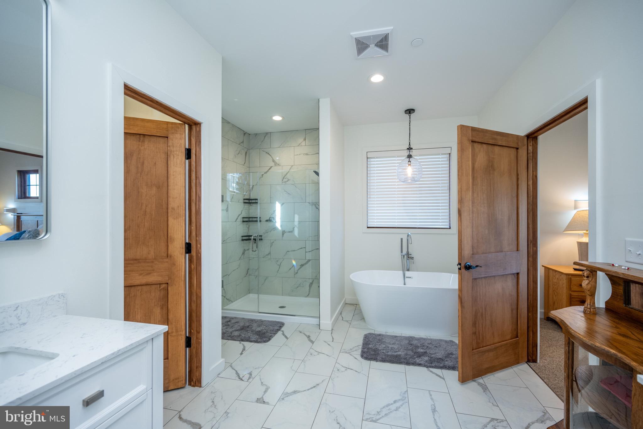 WATERFRONT GREENS - Residential