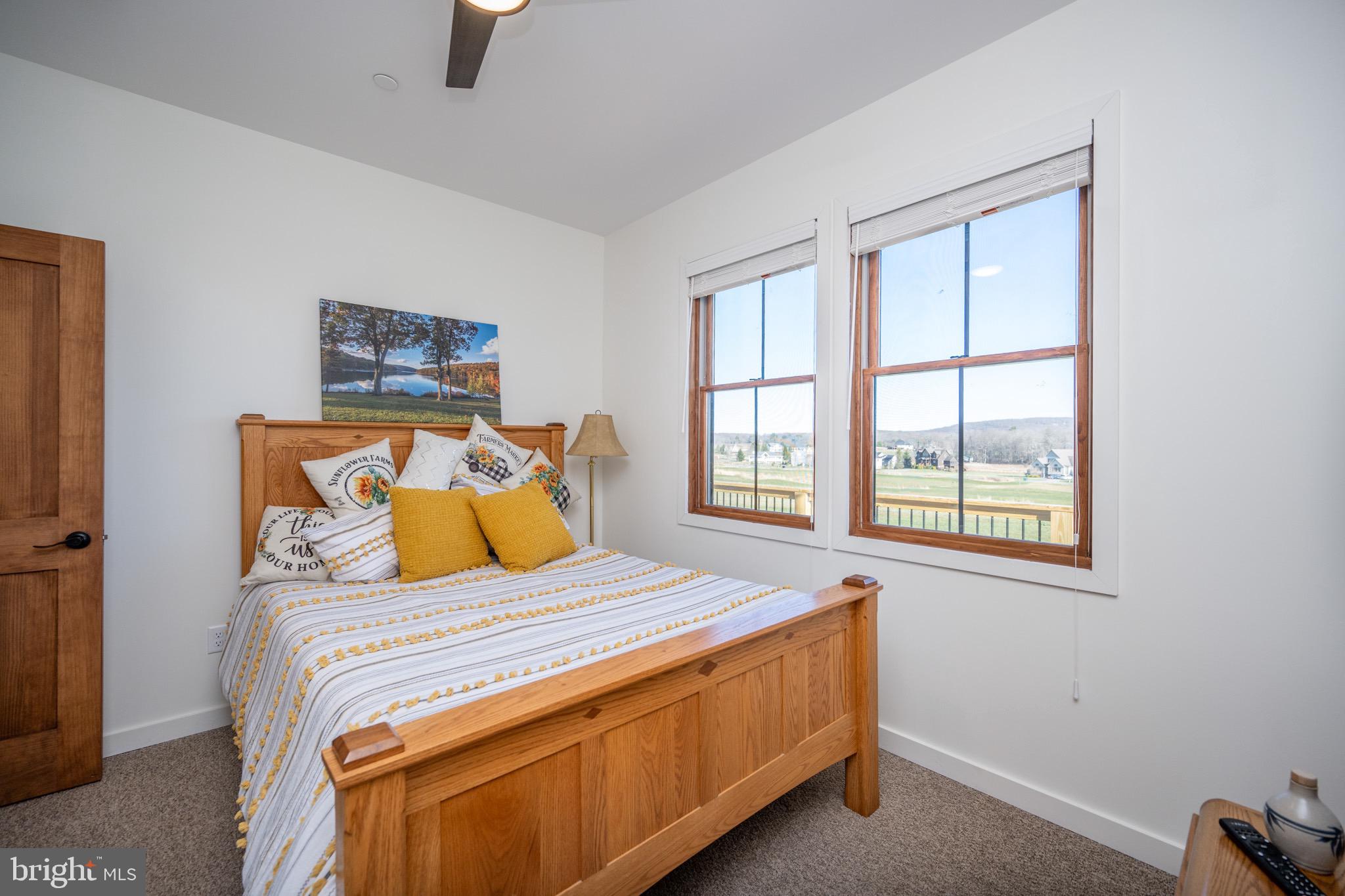 WATERFRONT GREENS - Residential