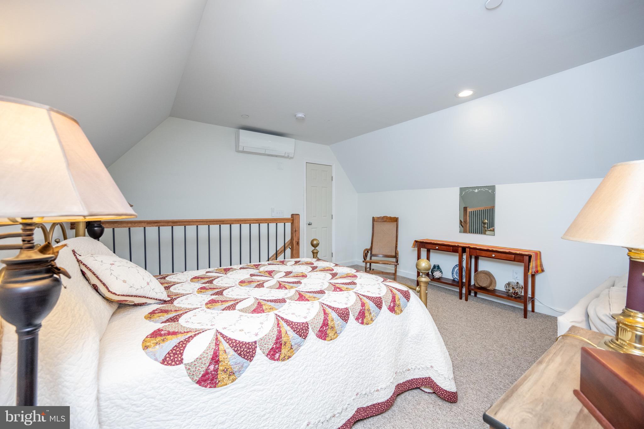 WATERFRONT GREENS - Residential