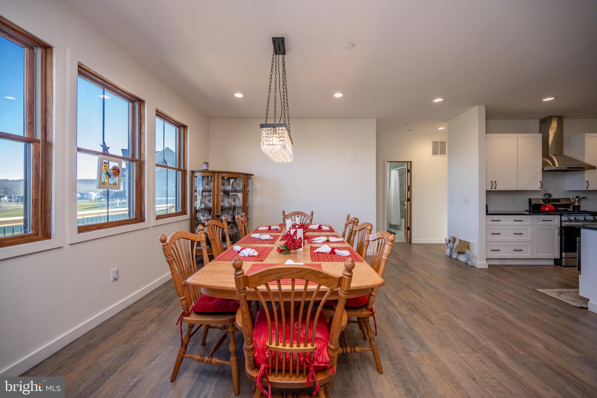 WATERFRONT GREENS - Residential