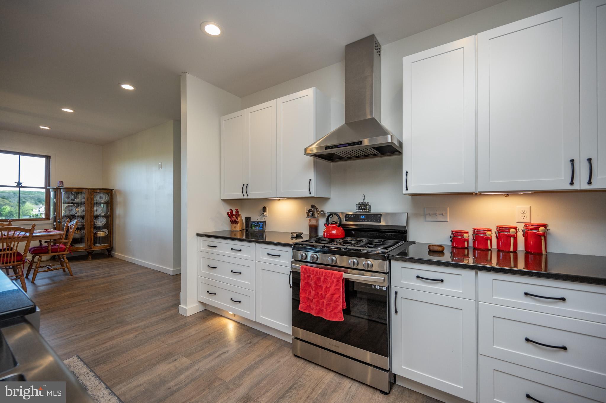 WATERFRONT GREENS - Residential