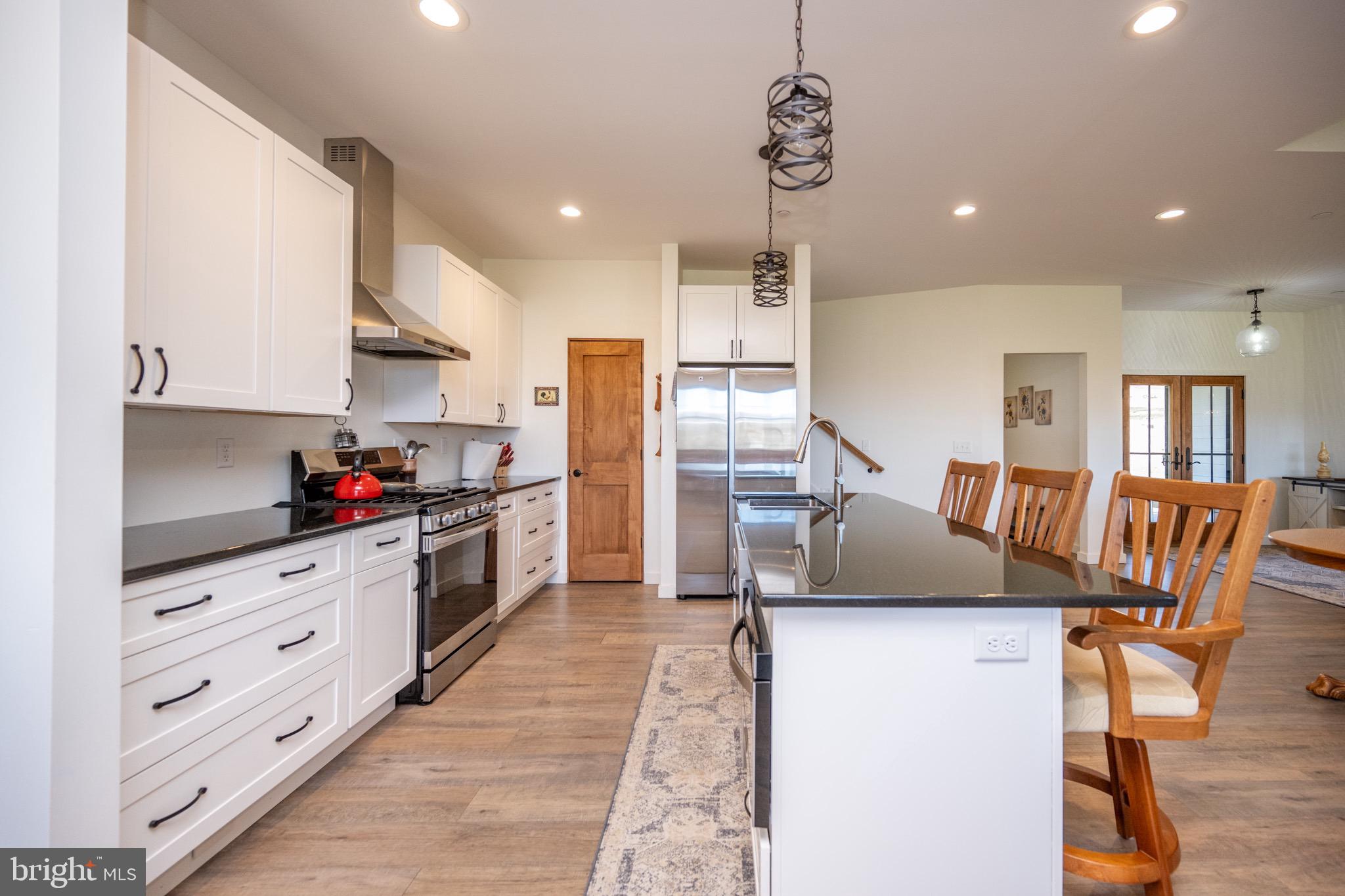 WATERFRONT GREENS - Residential