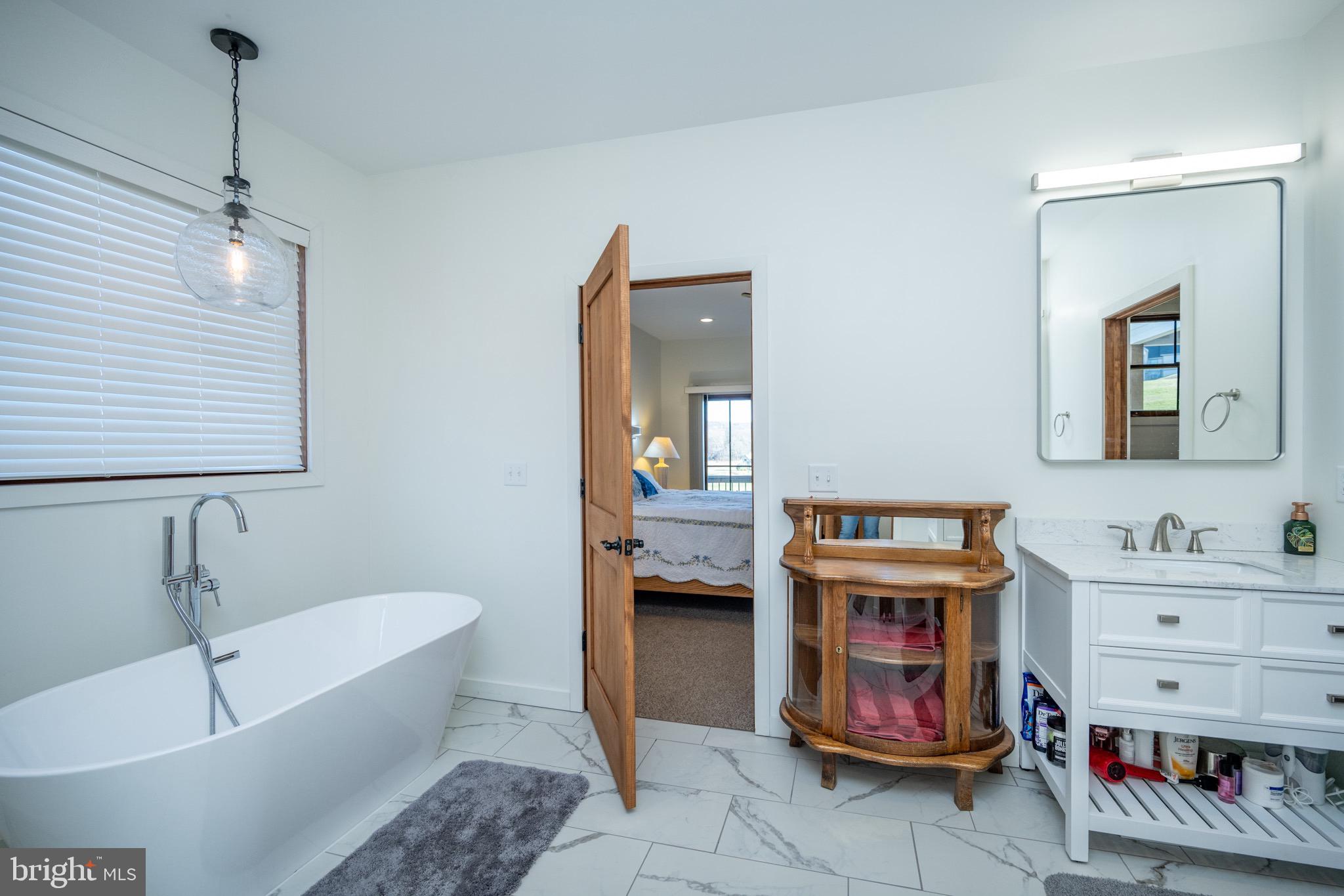 WATERFRONT GREENS - Residential