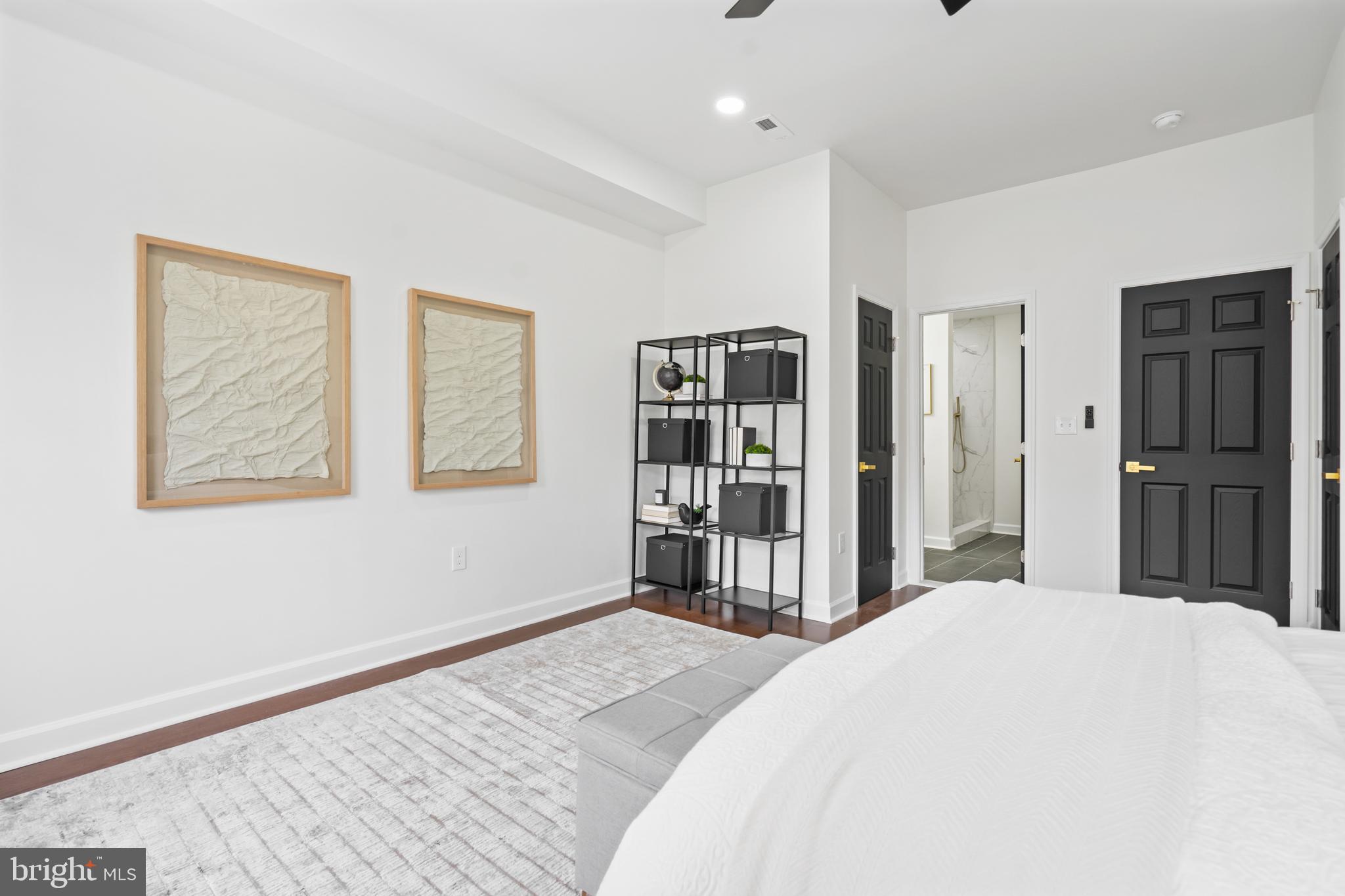 RESERVOIR HILL - Residential