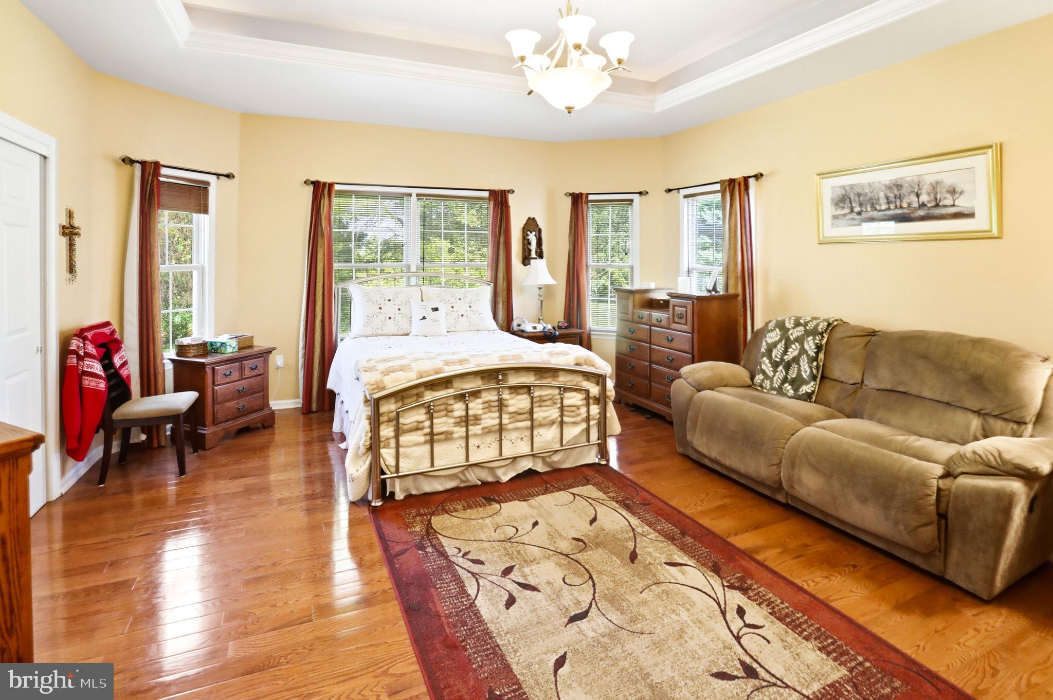 HIGHLANDS-GLENMOOR - Residential