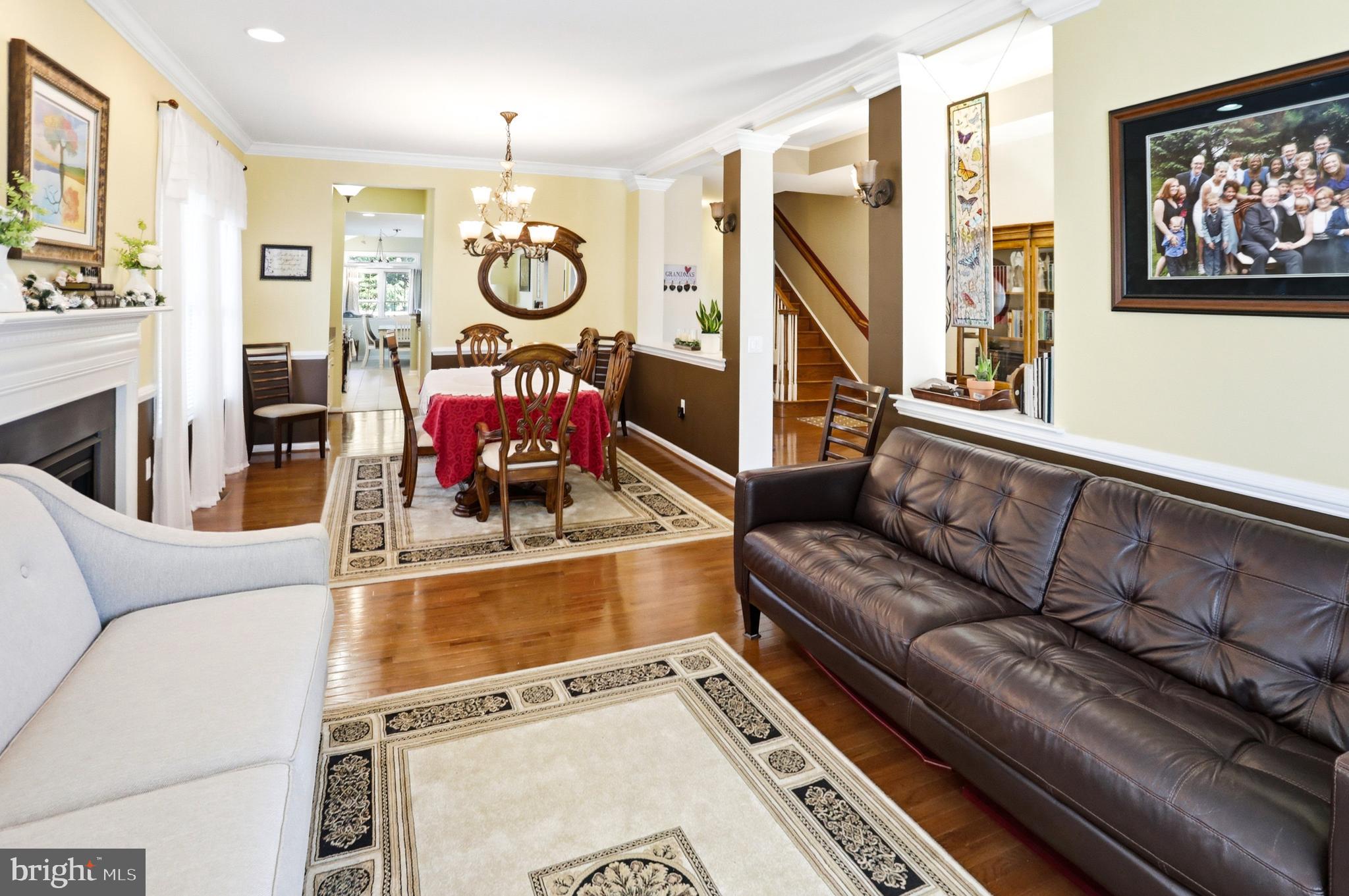 HIGHLANDS-GLENMOOR - Residential