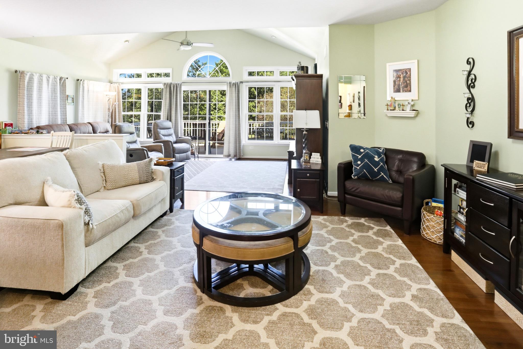 HIGHLANDS-GLENMOOR - Residential