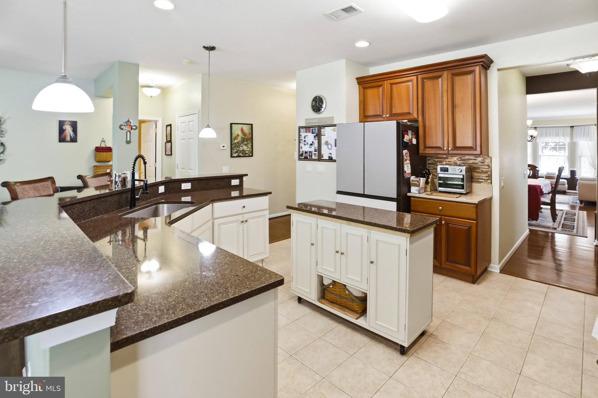 HIGHLANDS-GLENMOOR - Residential