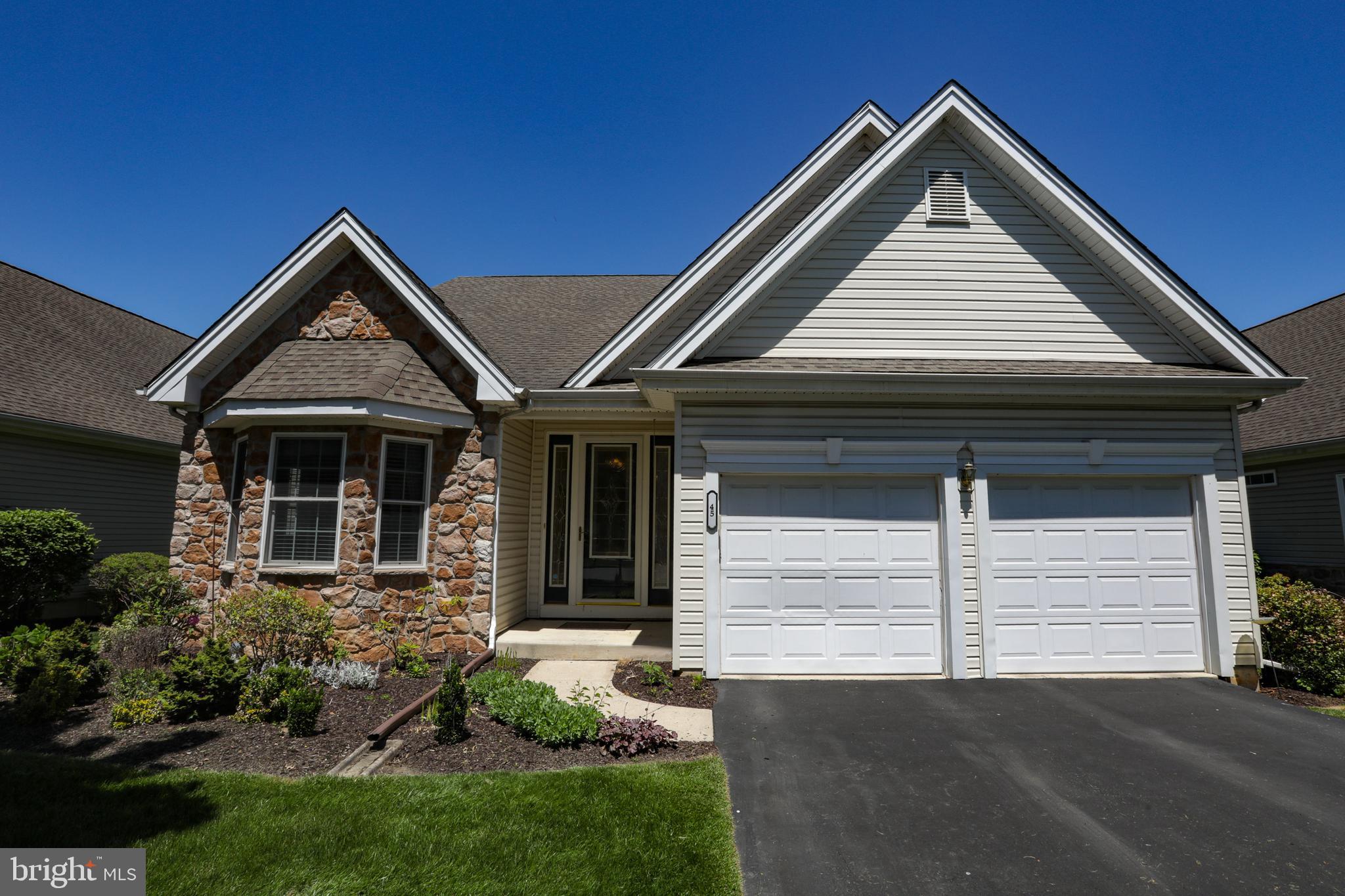 HIGHLANDS-GLENMOOR - Residential